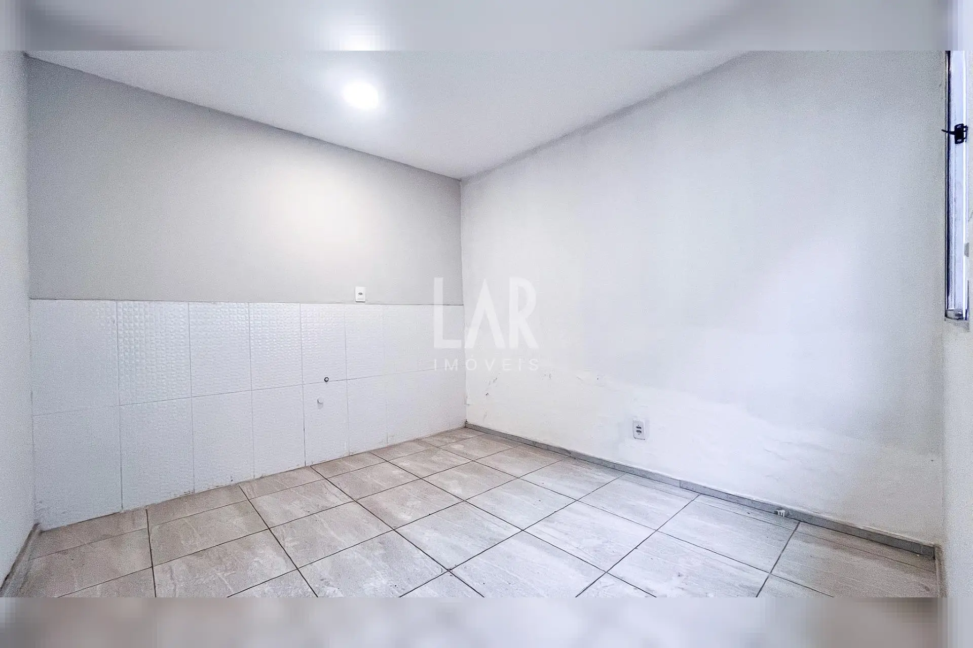 Casa Comercial de 4 quartos para alugar, Santa Efigênia, Belo Horizonte - MG