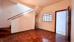 Casa Comercial de 3 quartos para alugar, Santa Efigênia, Belo Horizonte - MG