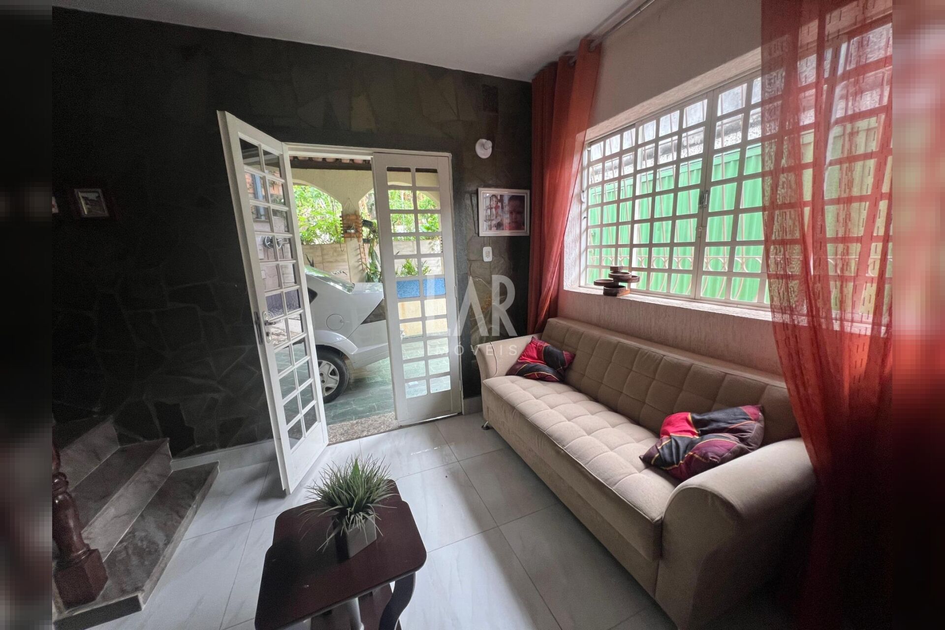 Casa de 3 quartos para alugar, Floramar, Belo Horizonte - MG