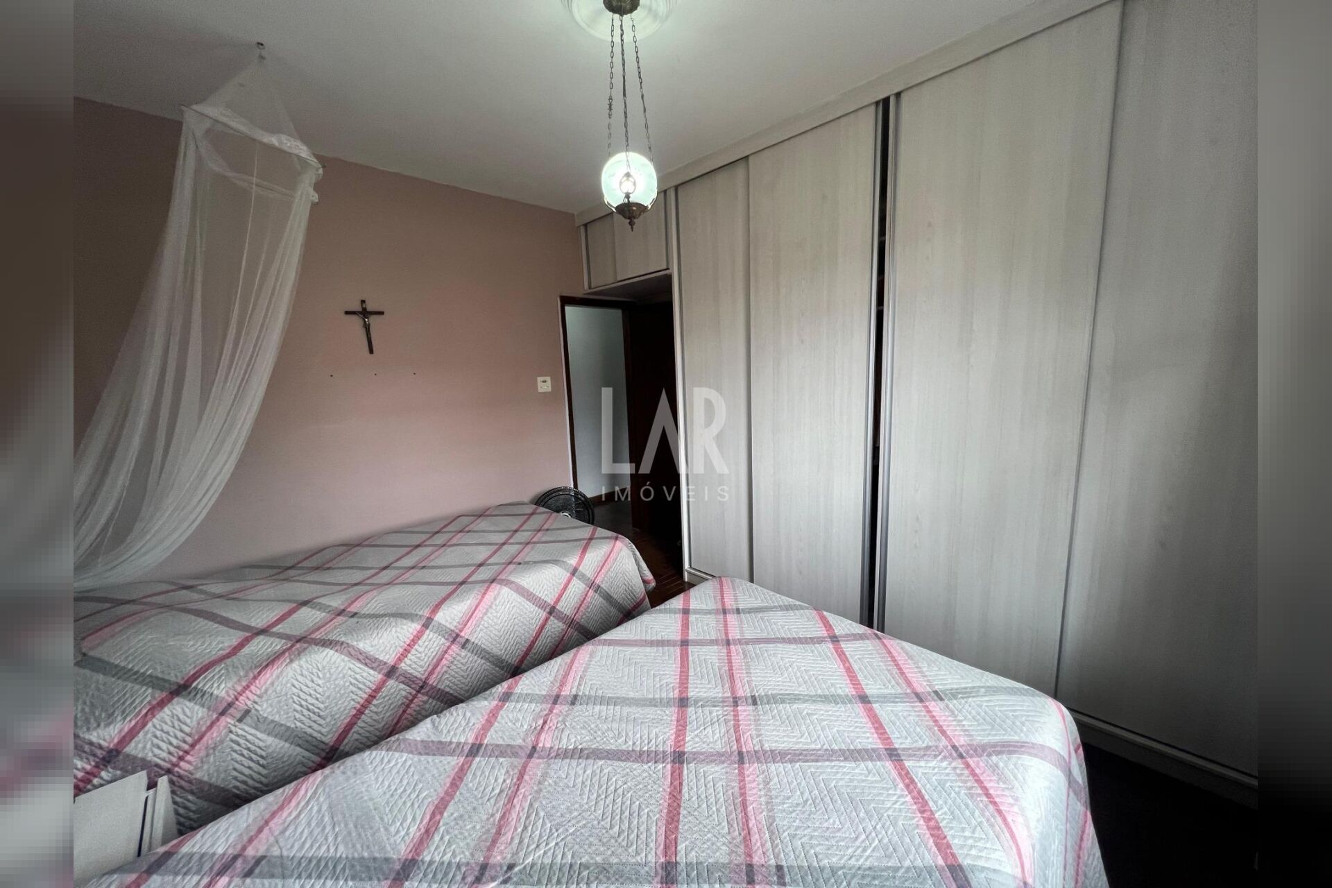 Casa de 3 quartos para alugar, Floramar, Belo Horizonte - MG