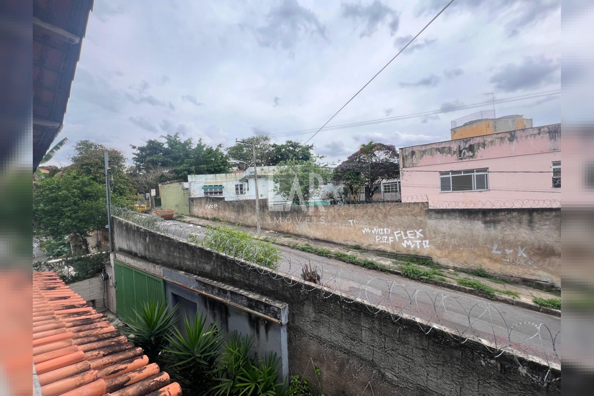Casa de 3 quartos para alugar, Floramar, Belo Horizonte - MG
