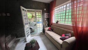 Casa de 3 quartos para alugar, Floramar, Belo Horizonte - MG