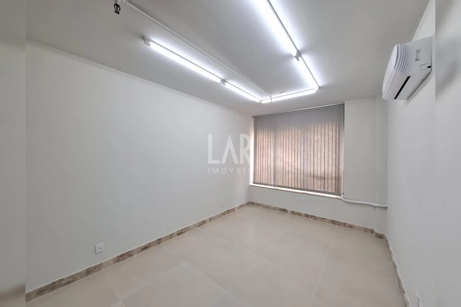 Sala para alugar, Savassi, Belo Horizonte - MG