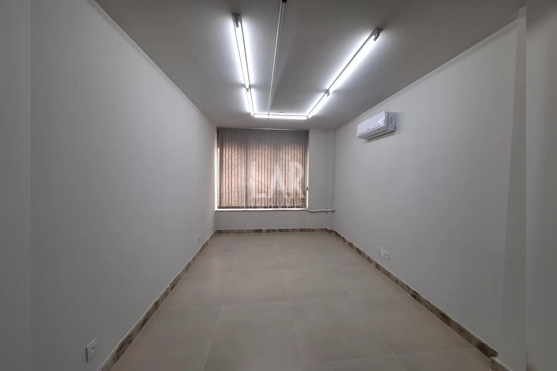 Sala para alugar, Savassi, Belo Horizonte - MG