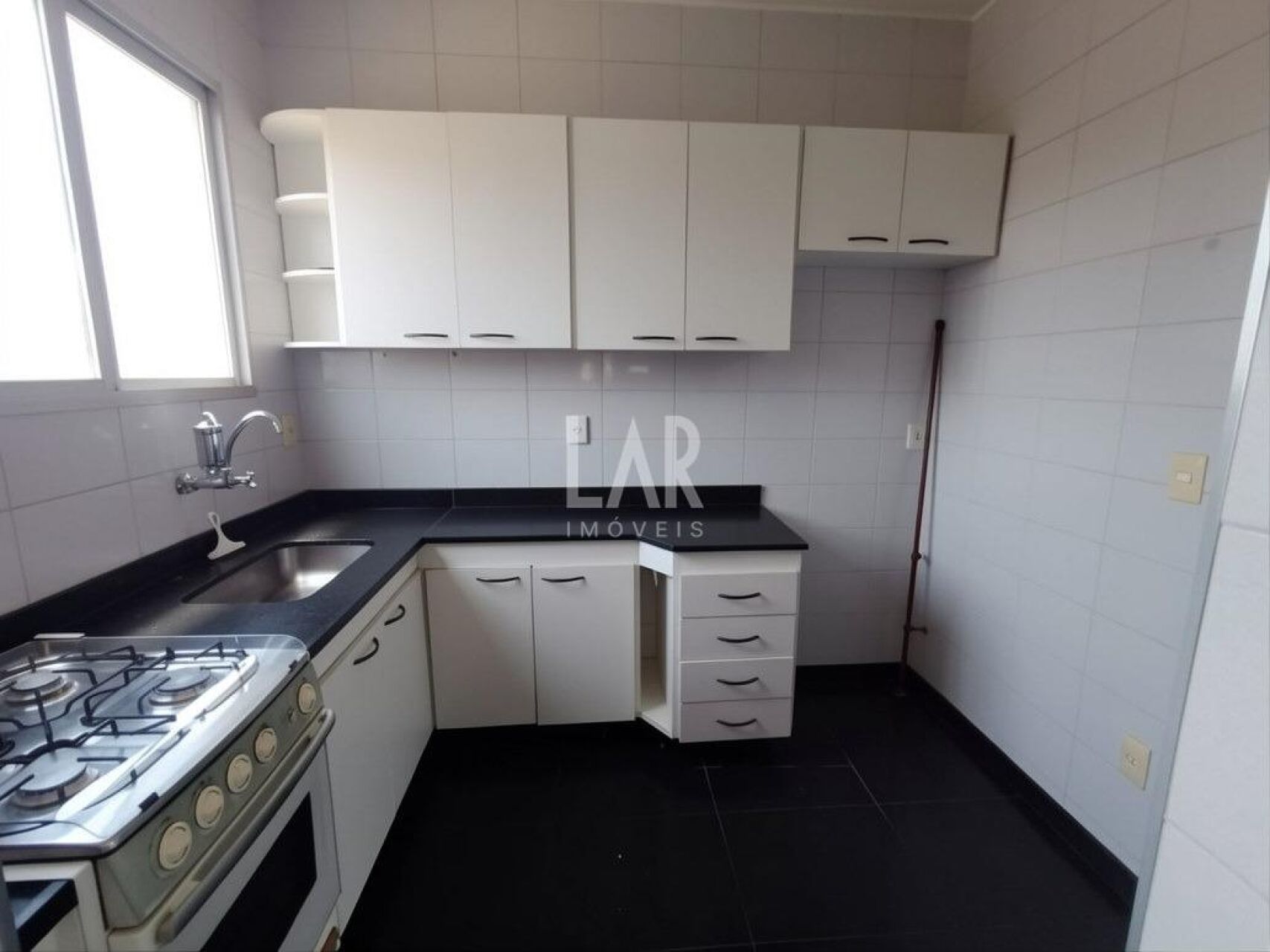 Apartamento de 3 quartos para alugar, Floresta, Belo Horizonte - MG