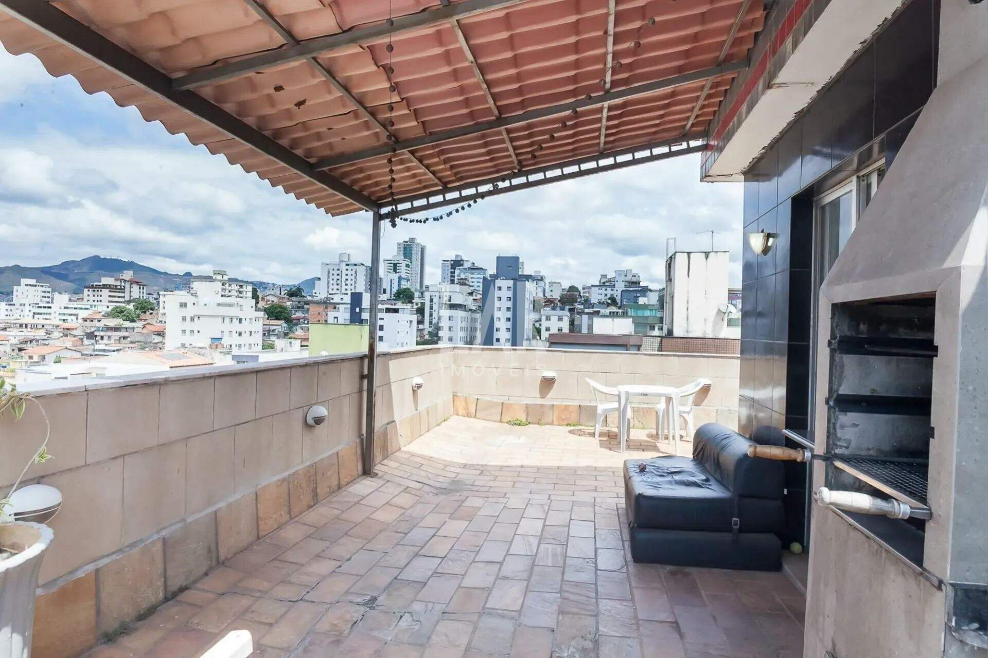 Cobertura de 2 quartos para alugar, Sagrada Família, Belo Horizonte - MG