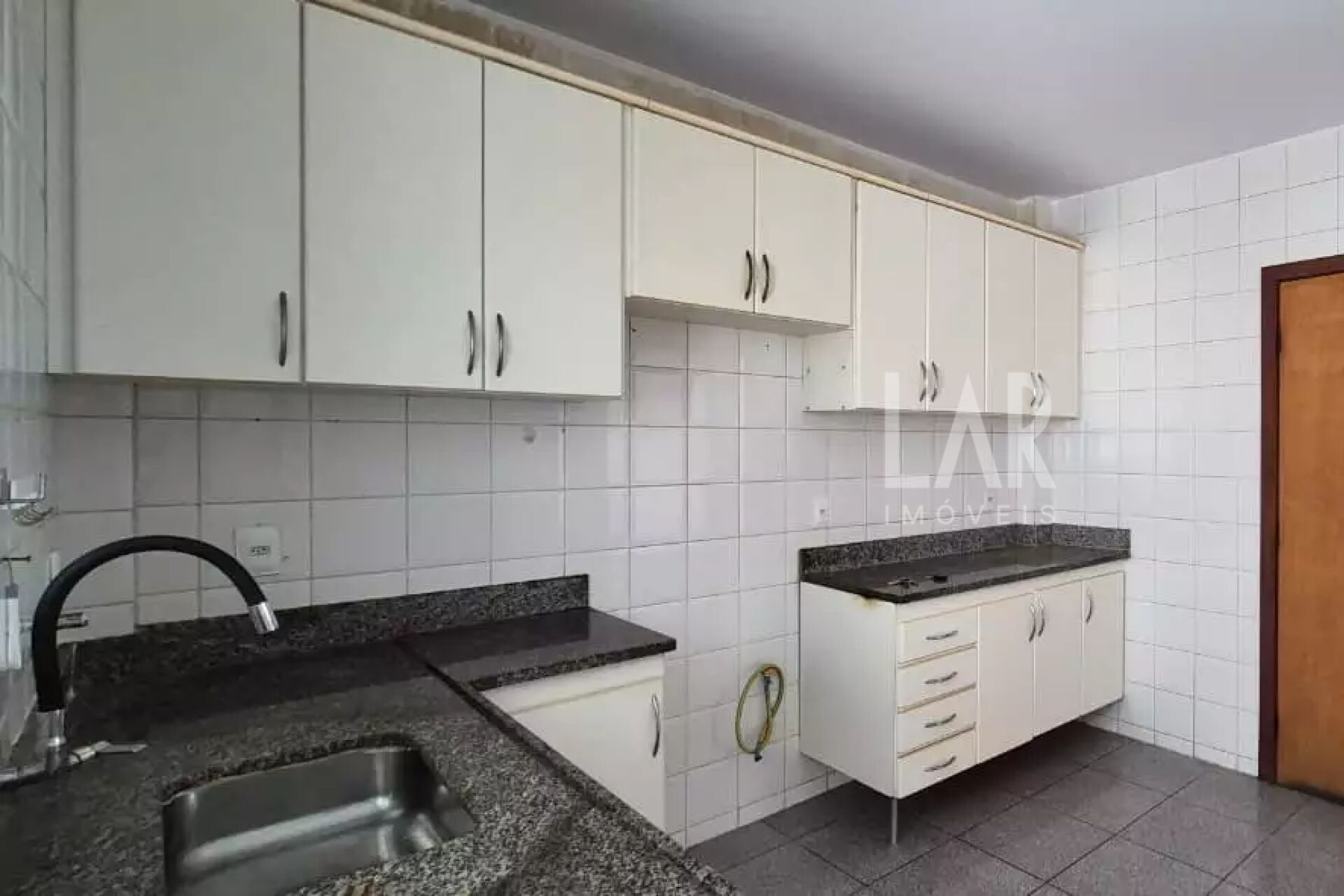 Apartamento de 4 quartos para alugar, Buritis, Belo Horizonte - MG