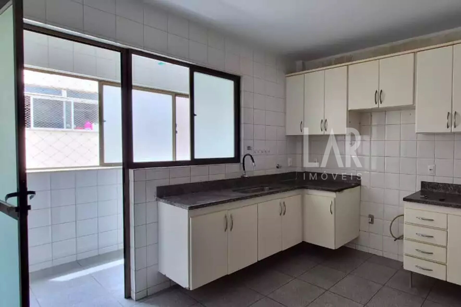 Apartamento de 4 quartos para alugar, Buritis, Belo Horizonte - MG