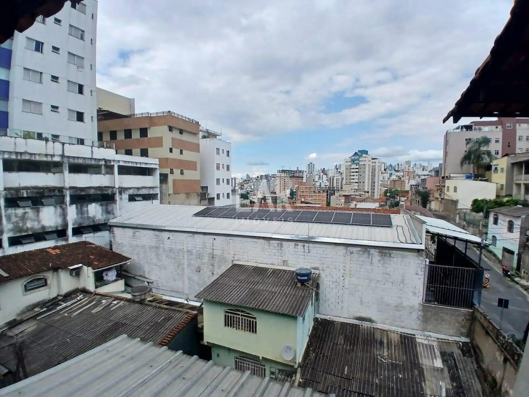 Casa de 4 quartos à venda, Nova Suíssa, Belo Horizonte - MG