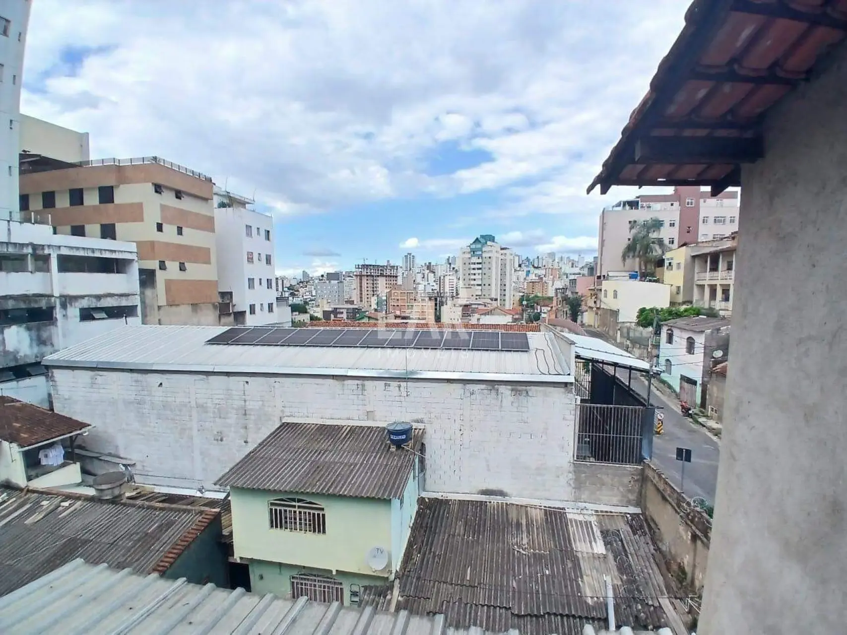 Casa de 4 quartos à venda, Nova Suíssa, Belo Horizonte - MG