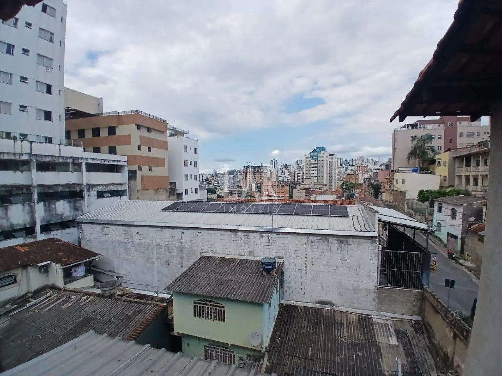 Casa de 4 quartos à venda, Nova Suíssa, Belo Horizonte - MG