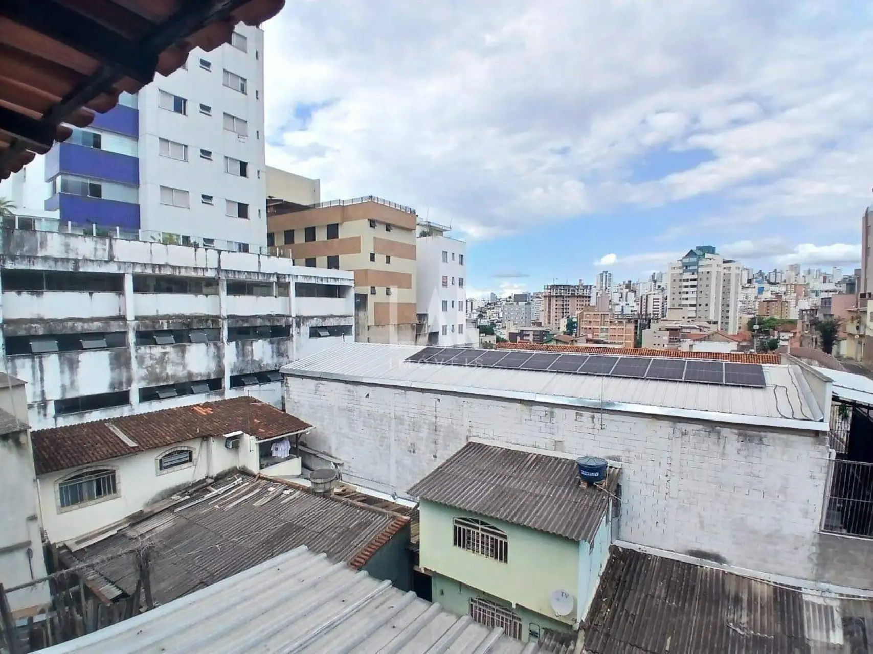 Casa de 4 quartos à venda, Nova Suíssa, Belo Horizonte - MG