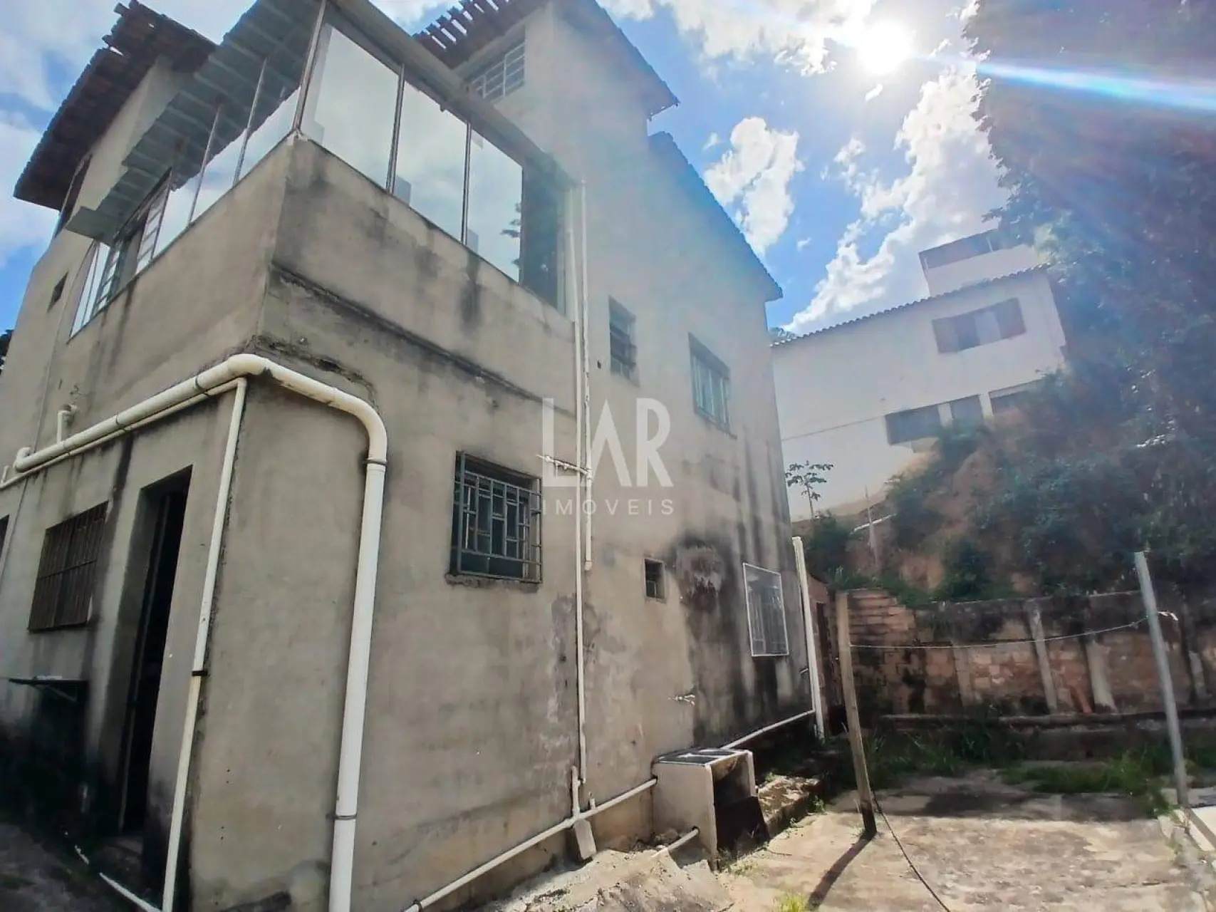 Casa de 4 quartos à venda, Nova Suíssa, Belo Horizonte - MG