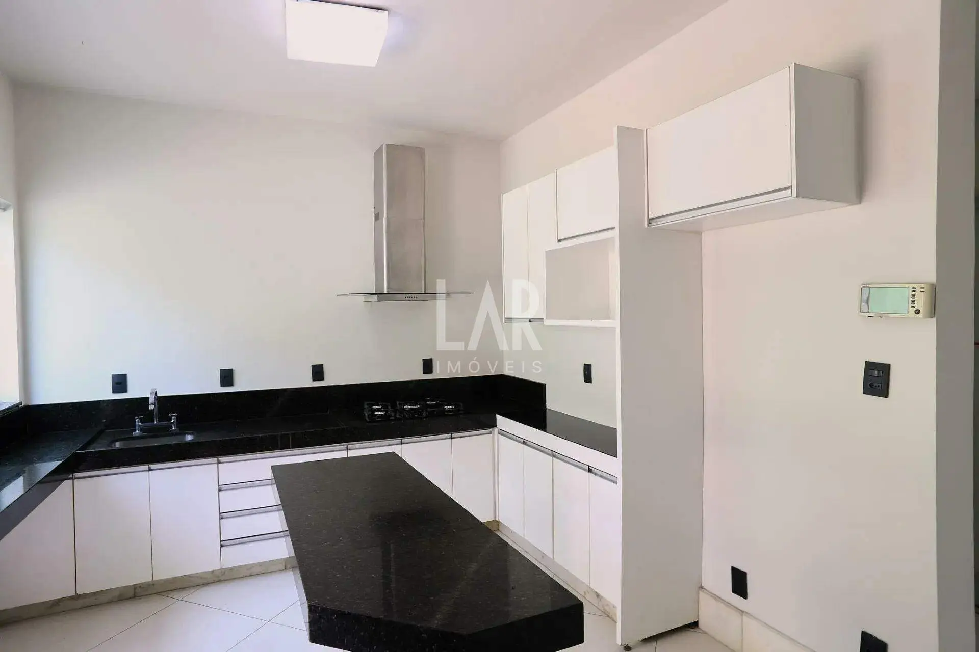 Casa de 3 quartos para alugar, Ipiranga, Belo Horizonte - MG
