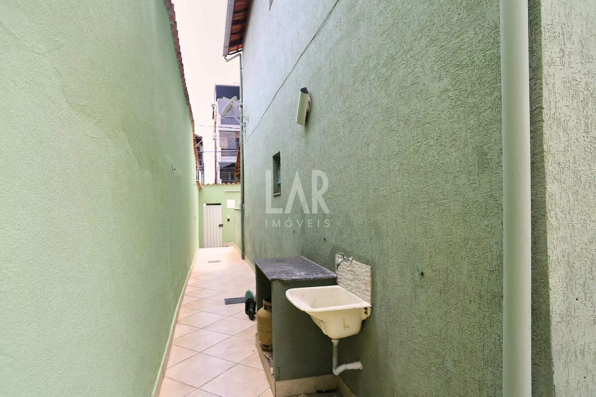 Casa de 3 quartos para alugar, Ipiranga, Belo Horizonte - MG