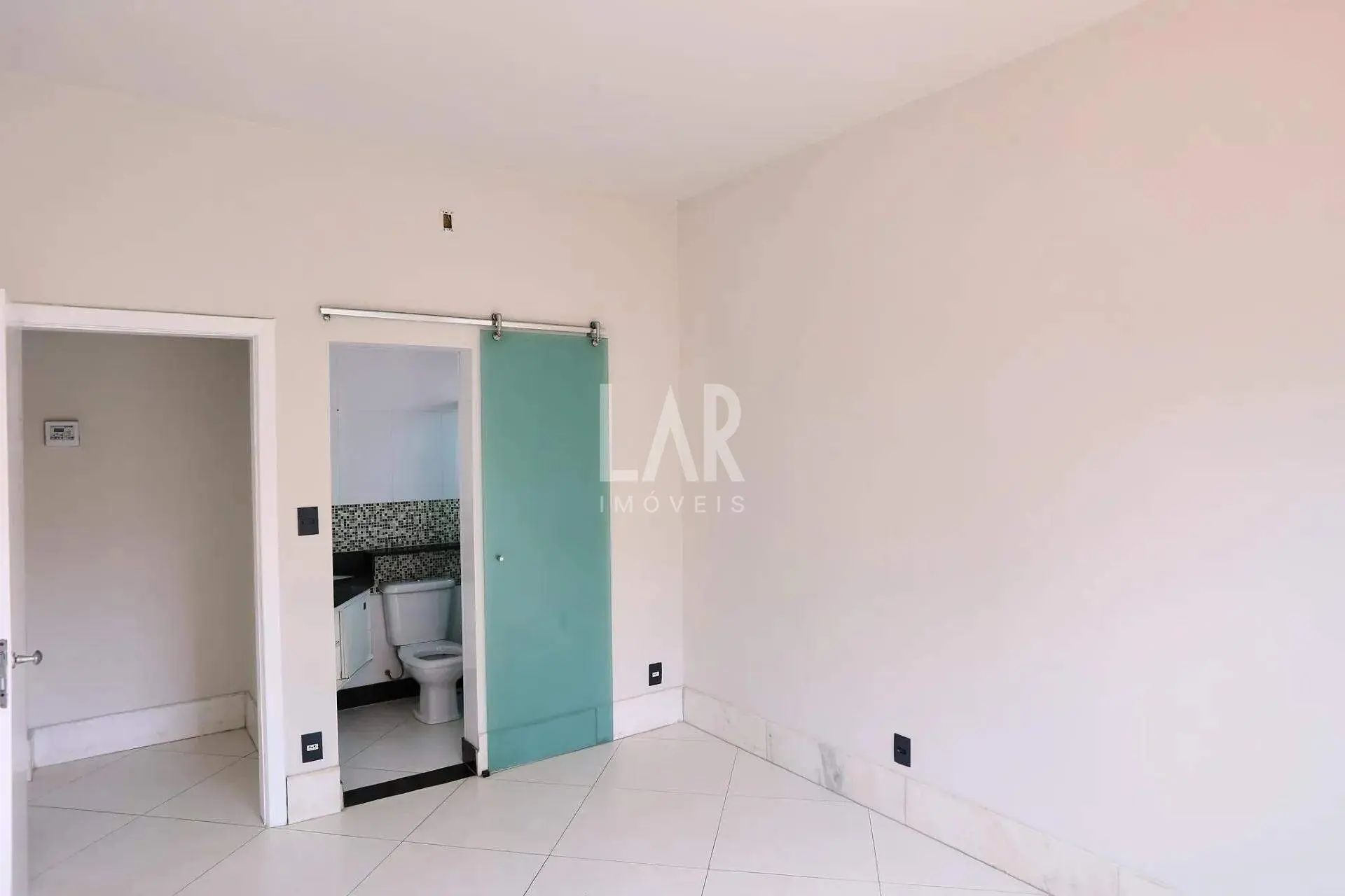 Casa de 3 quartos para alugar, Ipiranga, Belo Horizonte - MG