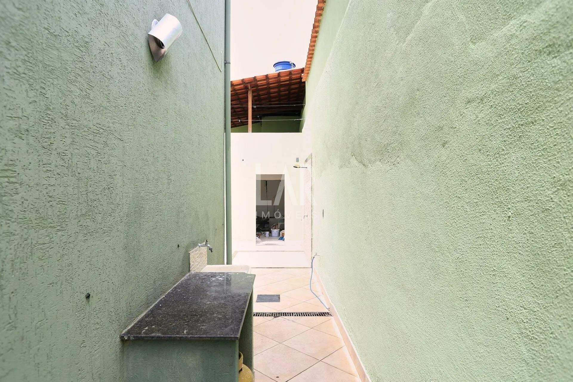 Casa de 3 quartos à venda, Ipiranga, Belo Horizonte - MG