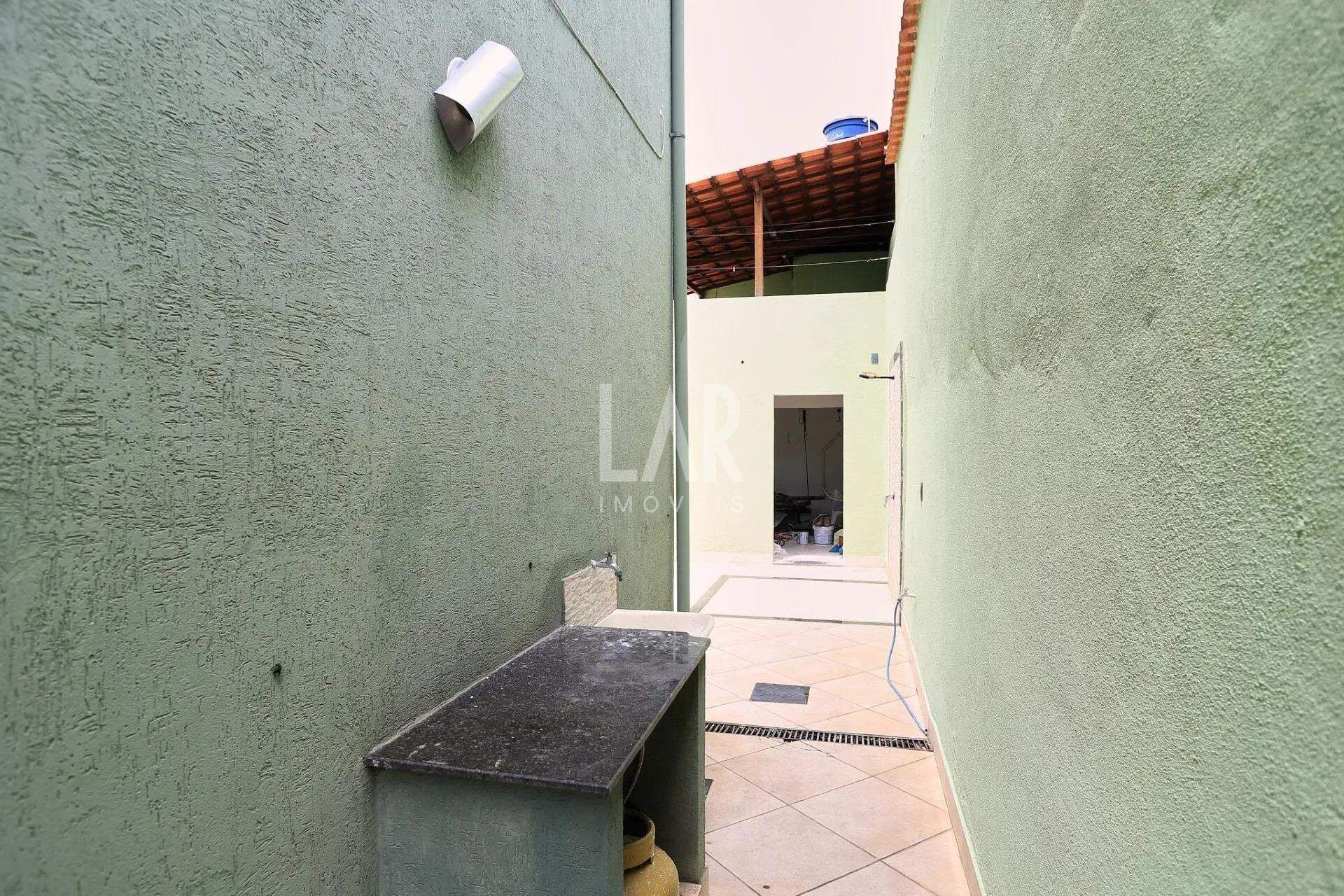 Casa de 3 quartos à venda, Ipiranga, Belo Horizonte - MG