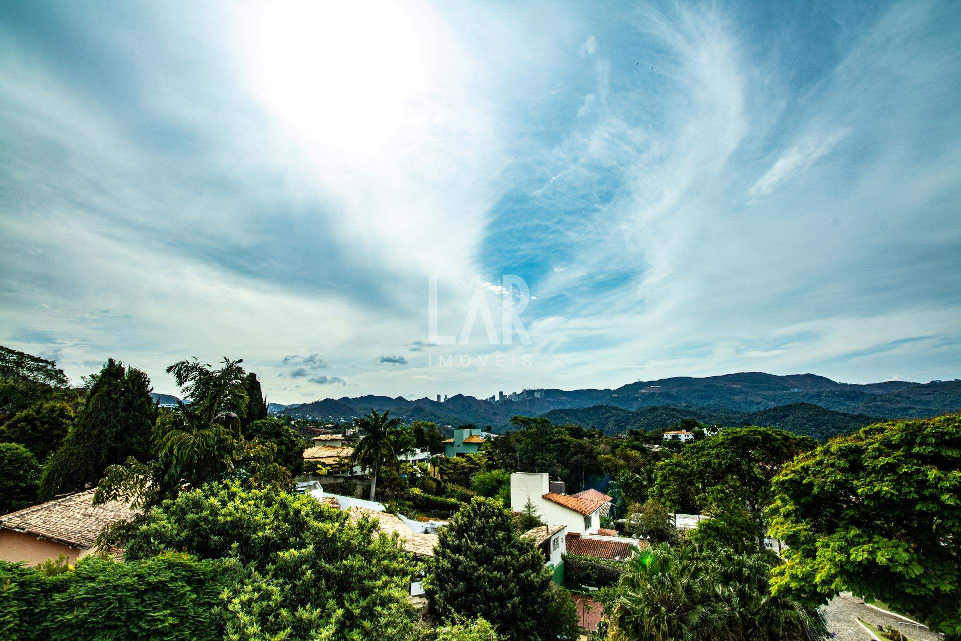 Casa de 4 quartos à venda, Residencial Sul, Nova Lima - MG