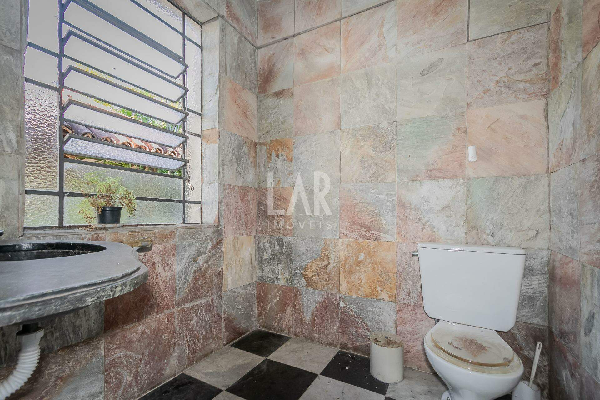 Casa de 4 quartos à venda, São Luiz, Belo Horizonte - MG