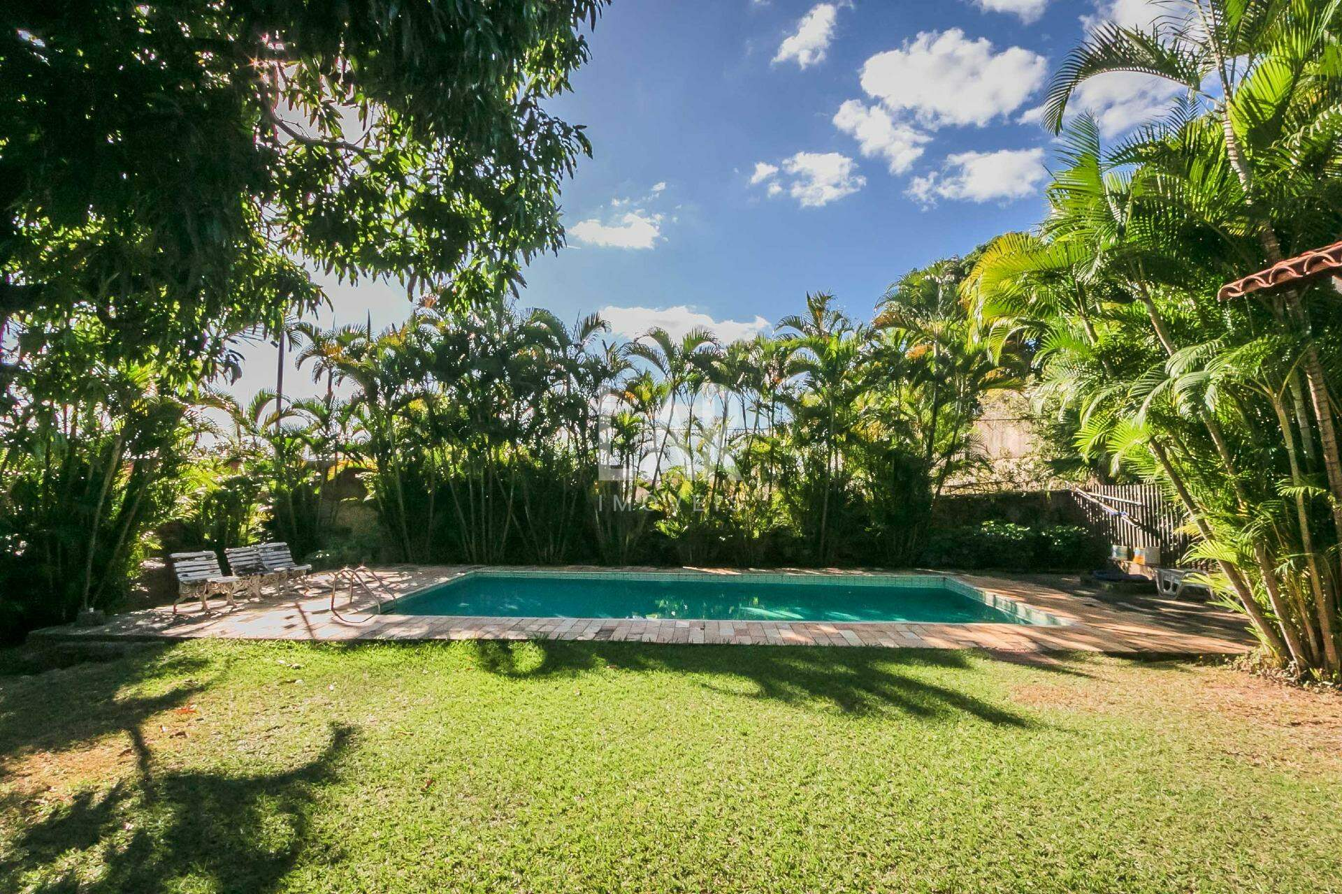 Casa de 4 quartos à venda, São Luiz, Belo Horizonte - MG