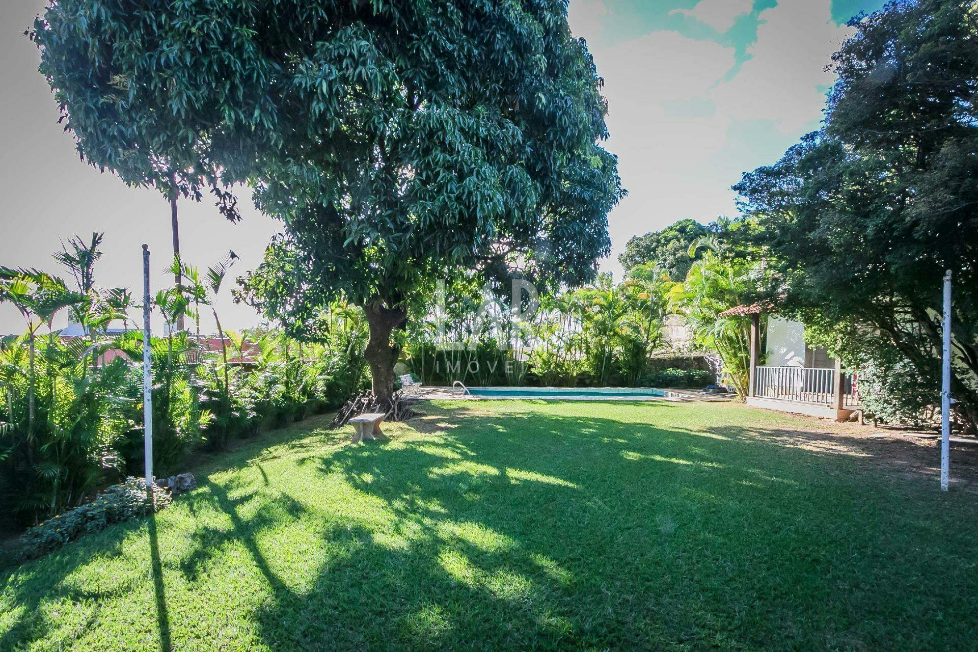 Casa de 4 quartos à venda, São Luiz, Belo Horizonte - MG