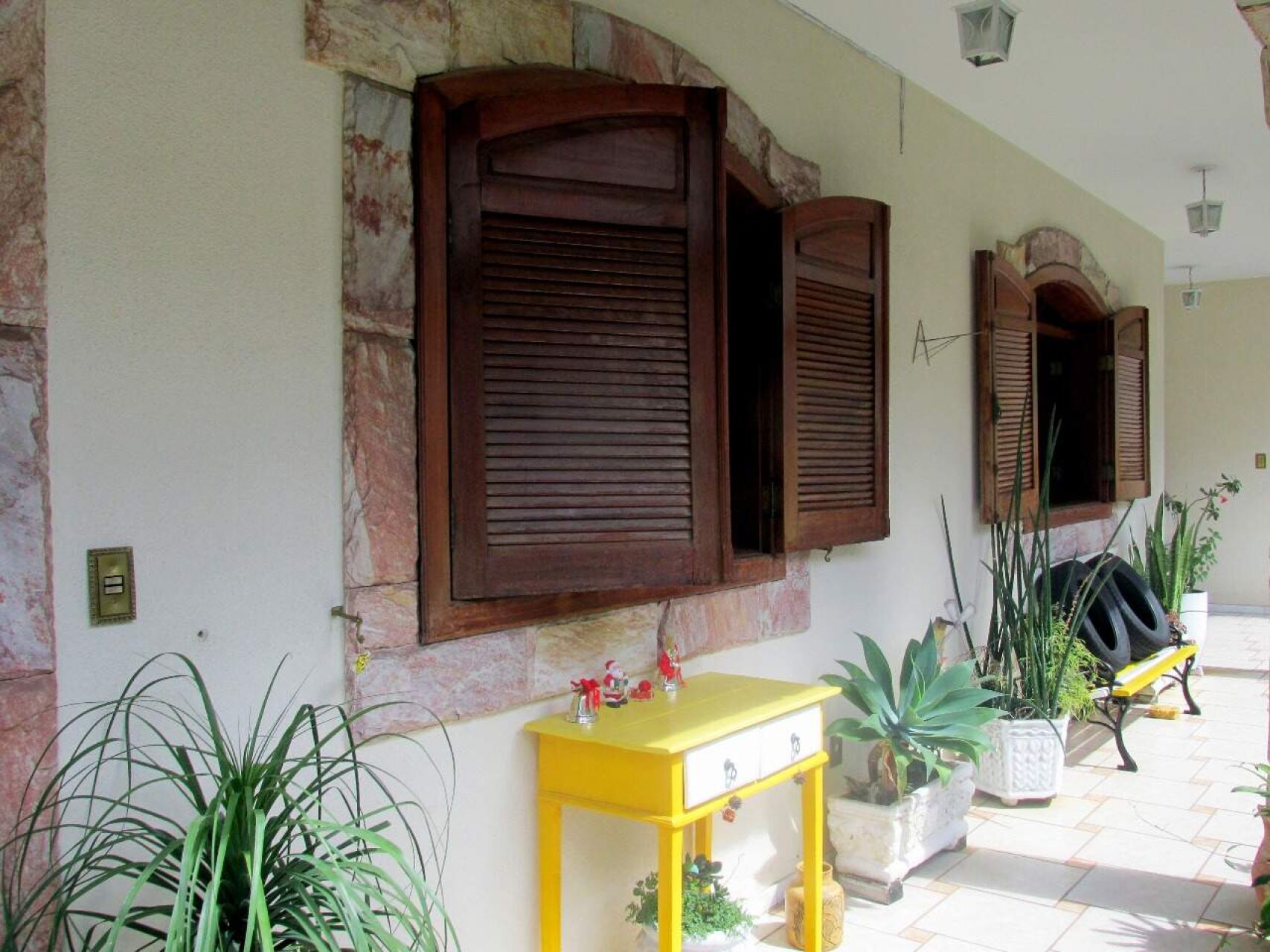 Casa de 3 quartos à venda, Sagrada Família, Belo Horizonte - MG