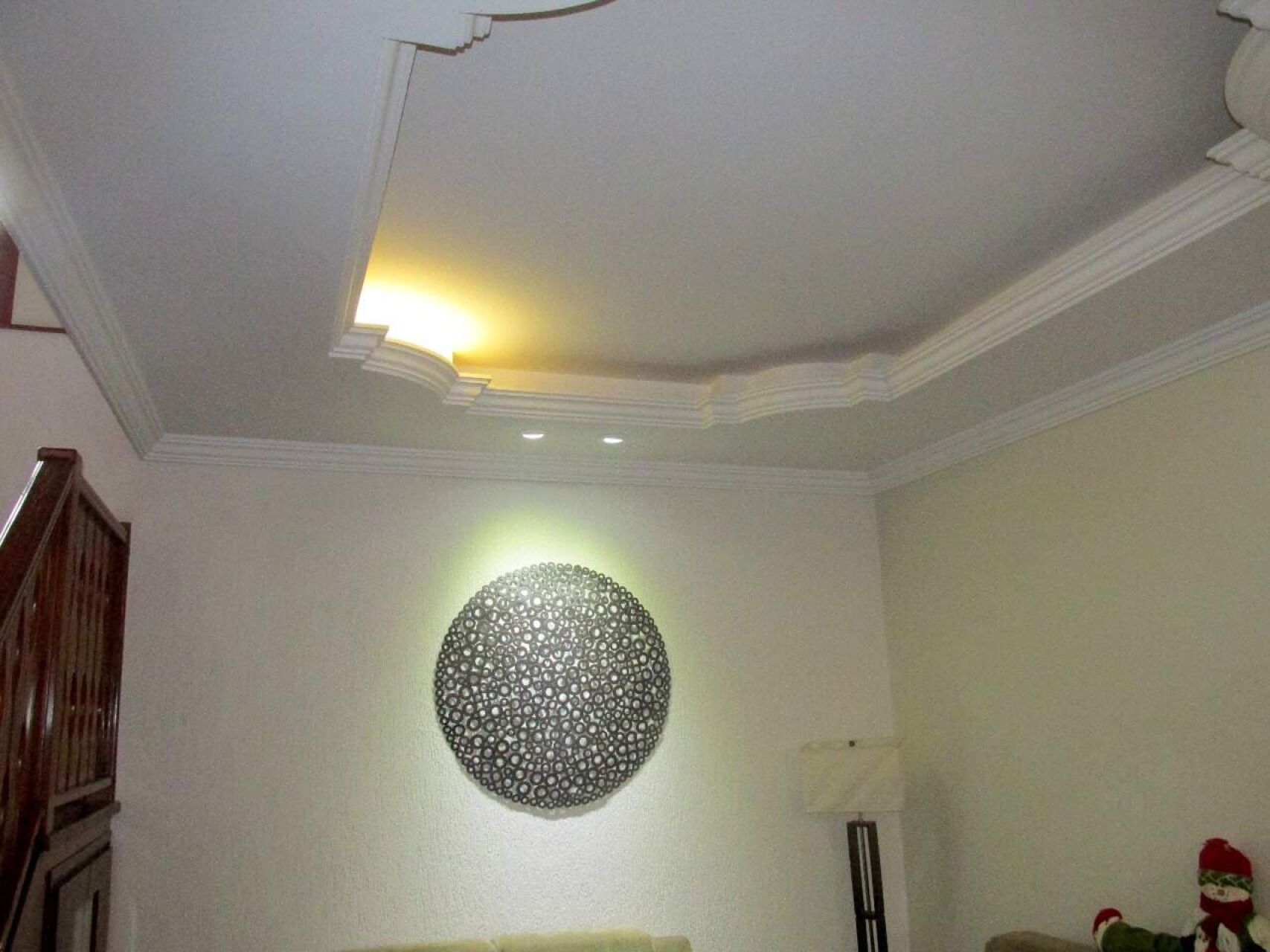Casa de 3 quartos à venda, Sagrada Família, Belo Horizonte - MG