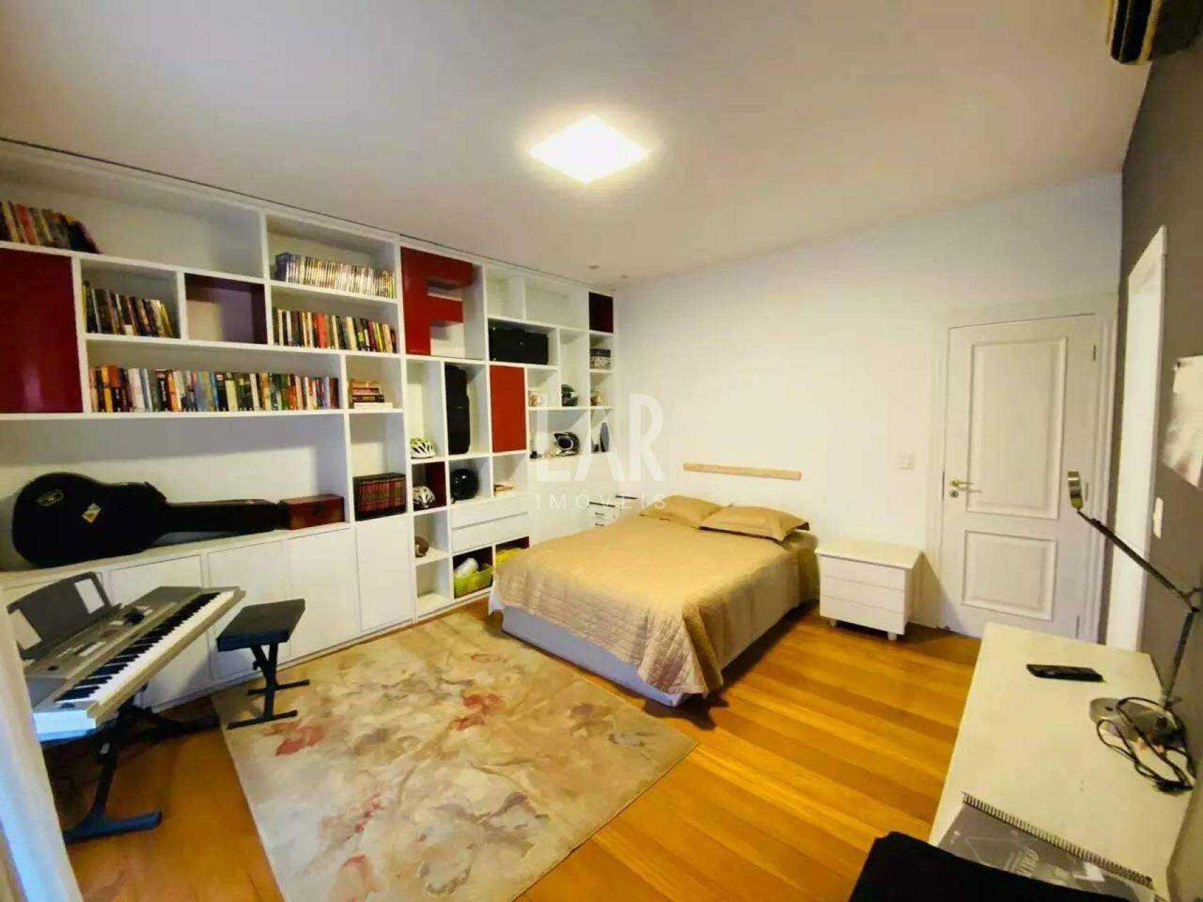 Casa de 5 quartos à venda, São Luiz, Belo Horizonte - MG