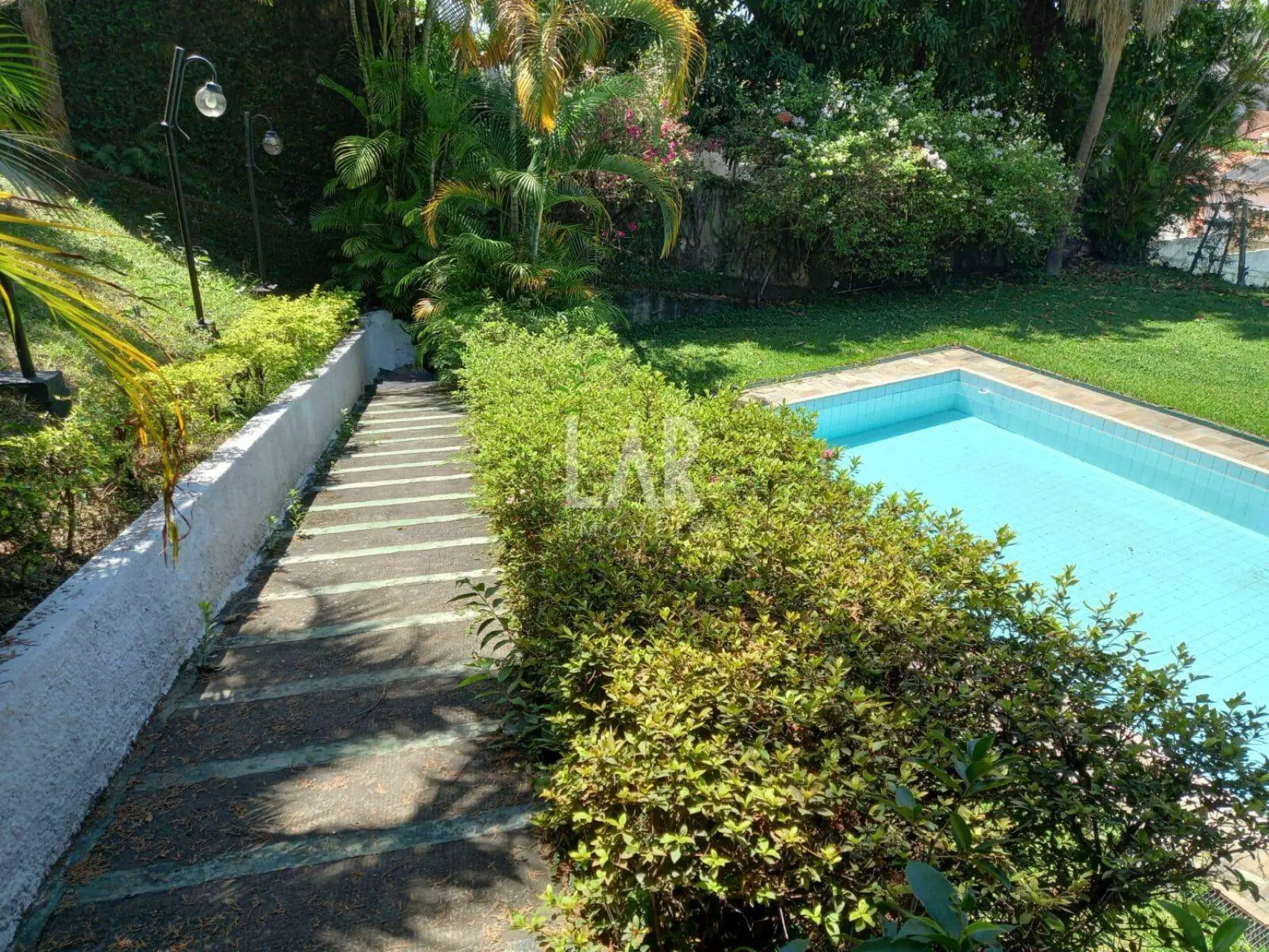 Casa de 4 quartos à venda, São Luiz, Belo Horizonte - MG