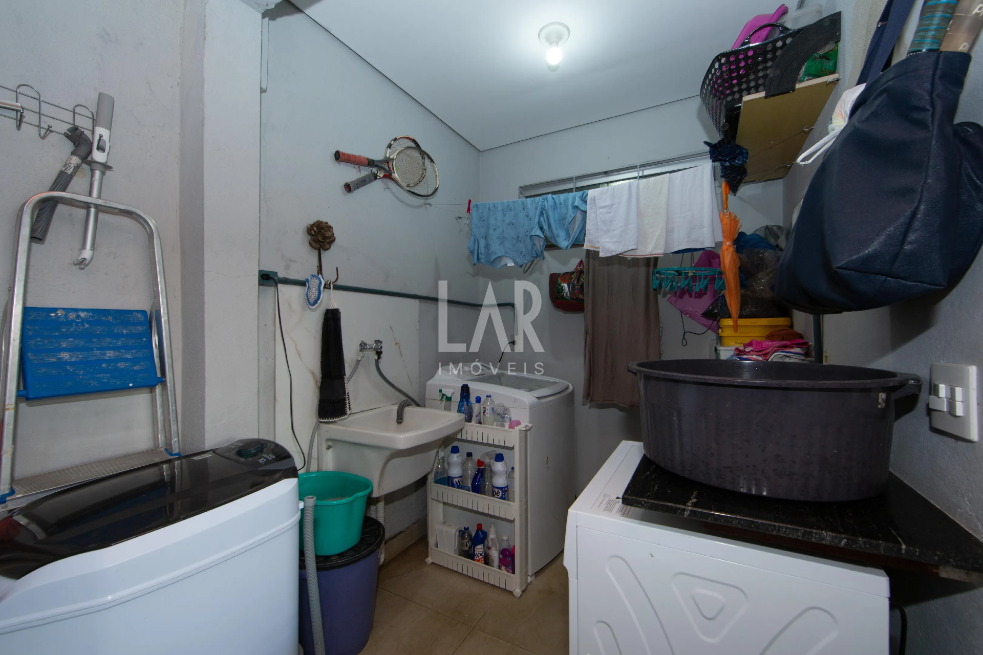 Casa de 4 quartos à venda, Santa Lúcia, Belo Horizonte - MG