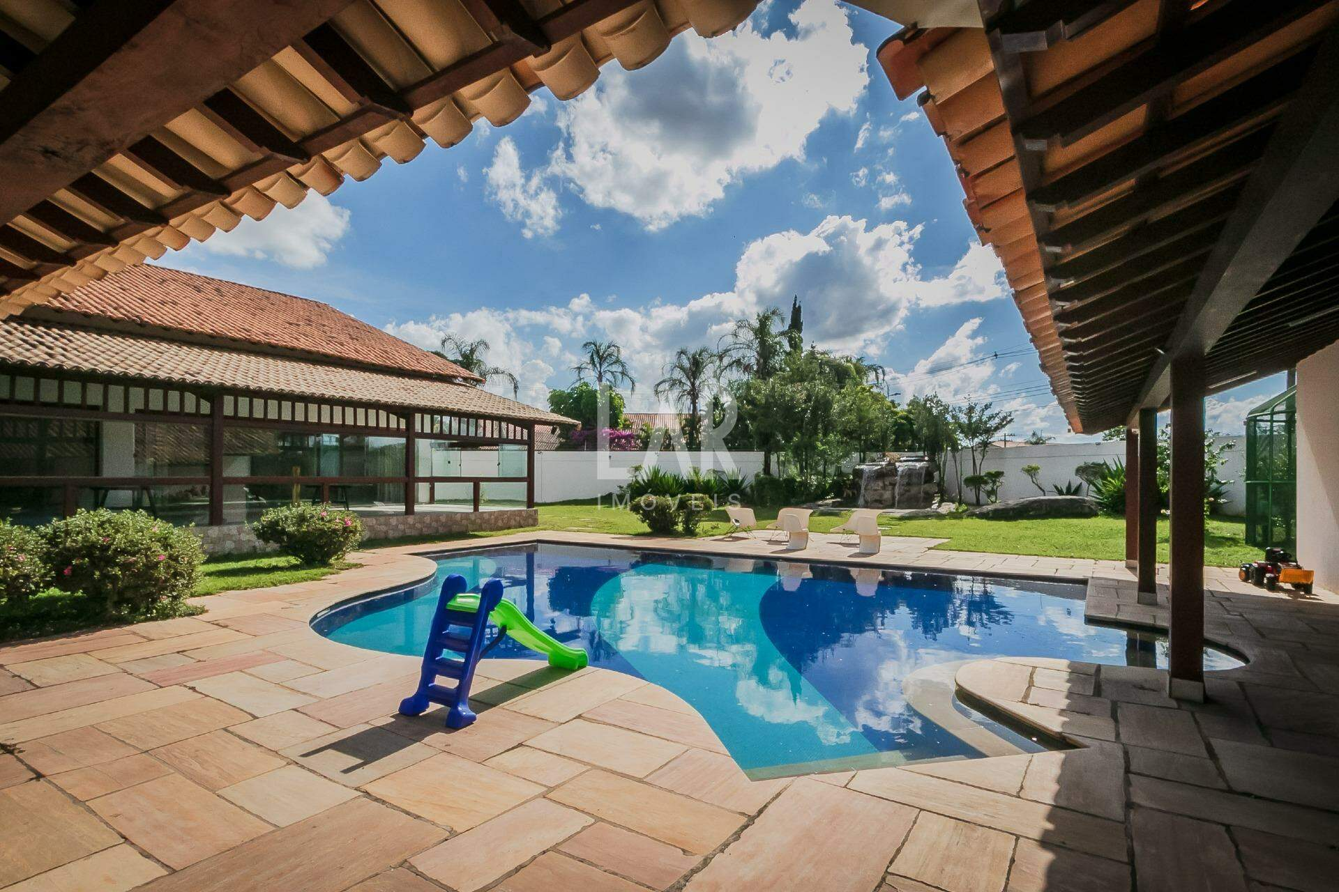 Casa de 6 quartos à venda, Bandeirantes, Belo Horizonte - MG