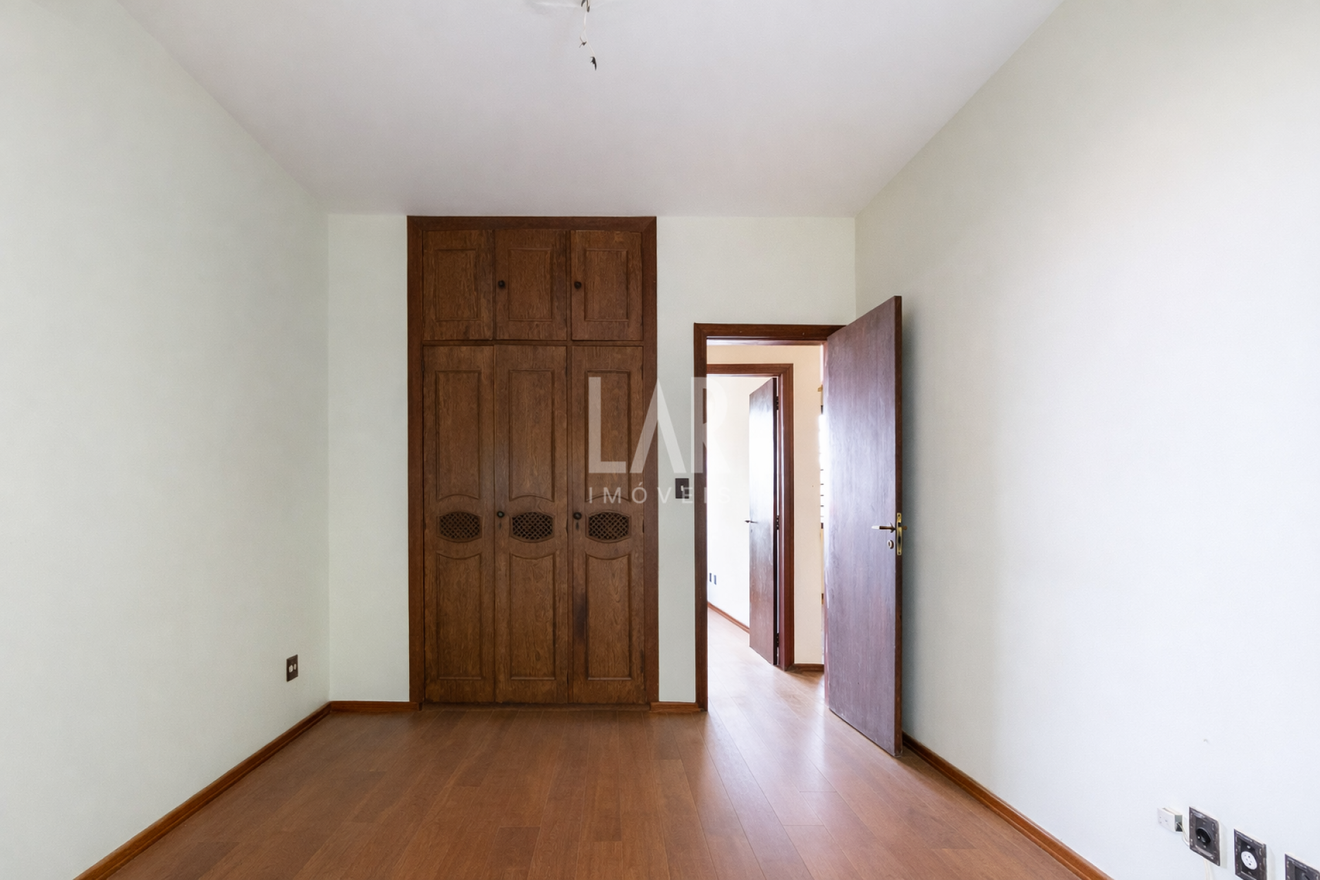Casa de 4 quartos à venda, São Lucas, Belo Horizonte - MG