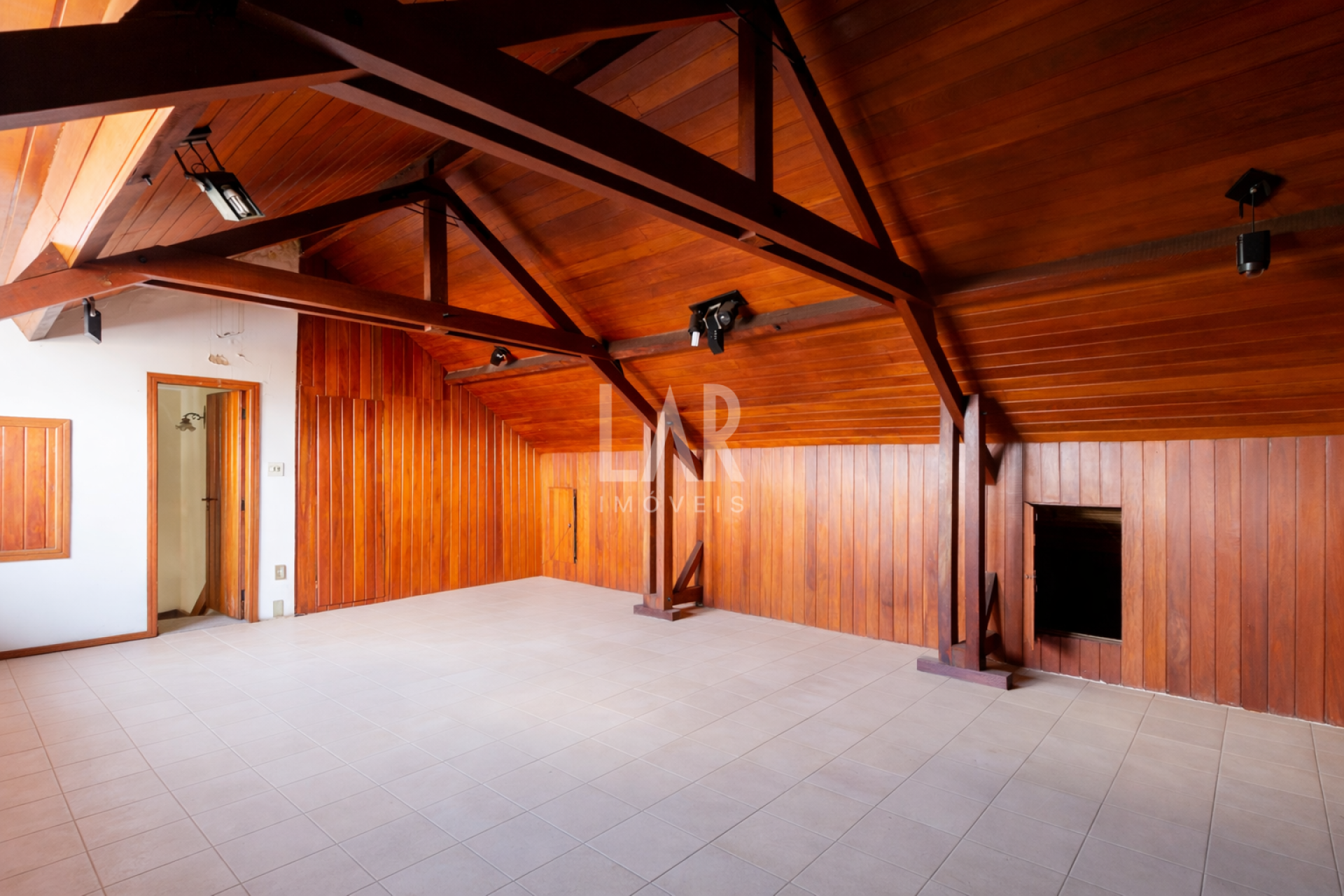 Casa de 4 quartos à venda, São Lucas, Belo Horizonte - MG