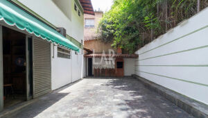 Casa de 4 quartos à venda, São Lucas, Belo Horizonte - MG