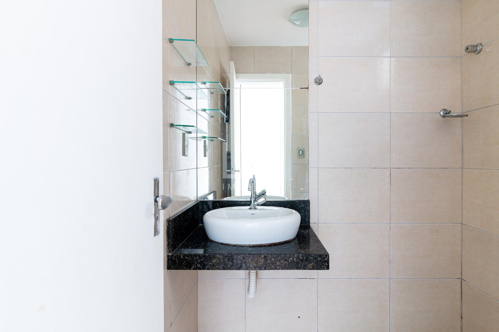 Apartamento de 3 quartos para alugar, Nova Granada, Belo Horizonte - MG