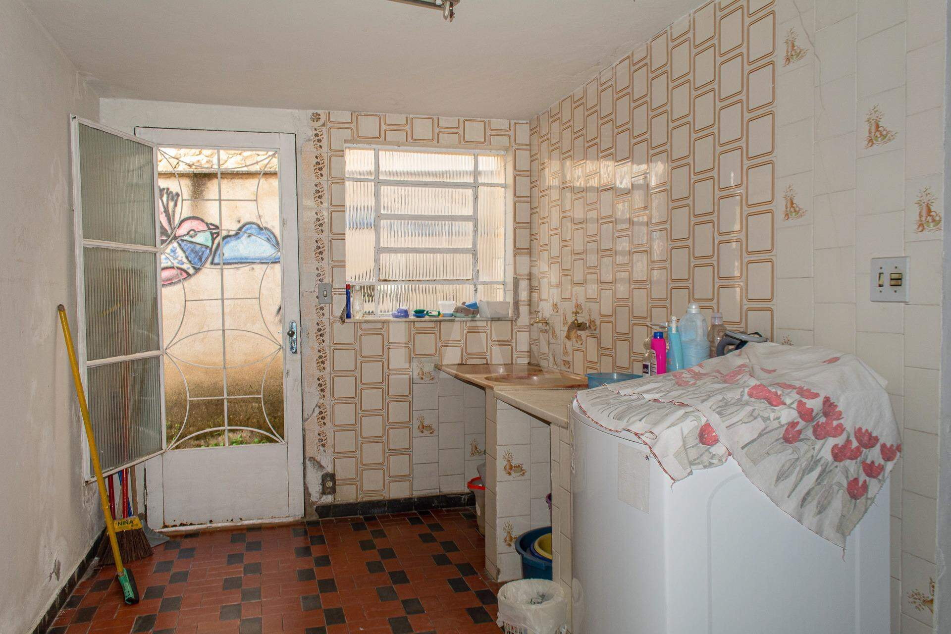 Casa de 5 quartos à venda, Santa Tereza, Belo Horizonte - MG