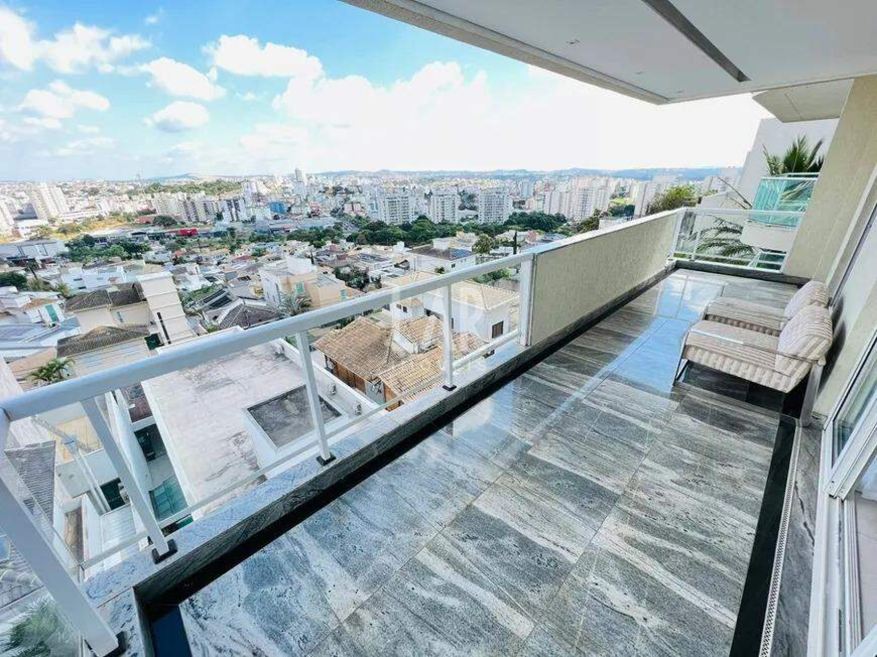 Casa de 5 quartos à venda, Castelo, Belo Horizonte - MG