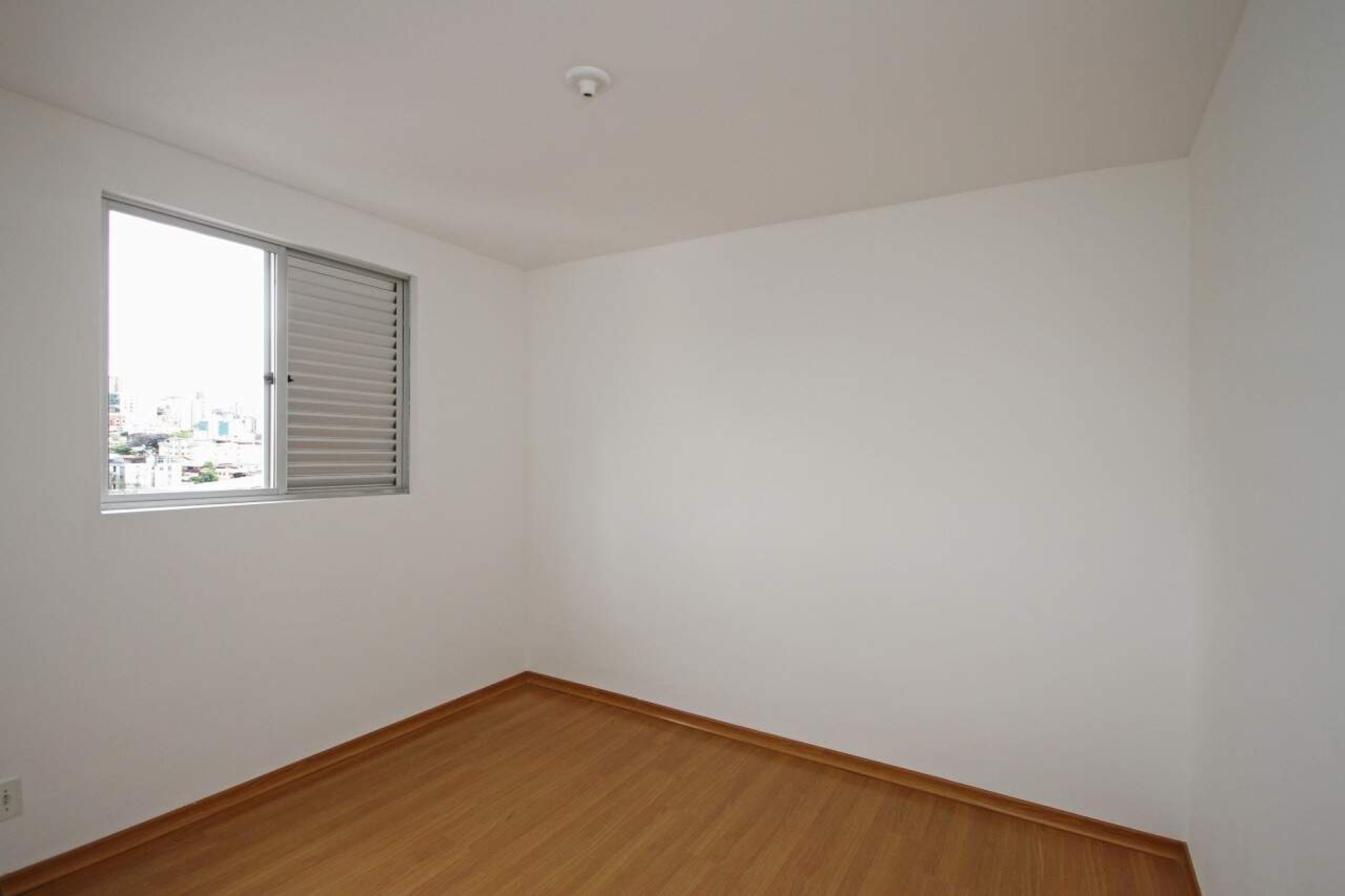 Apartamento de 3 quartos para alugar, Nova Granada, Belo Horizonte - MG