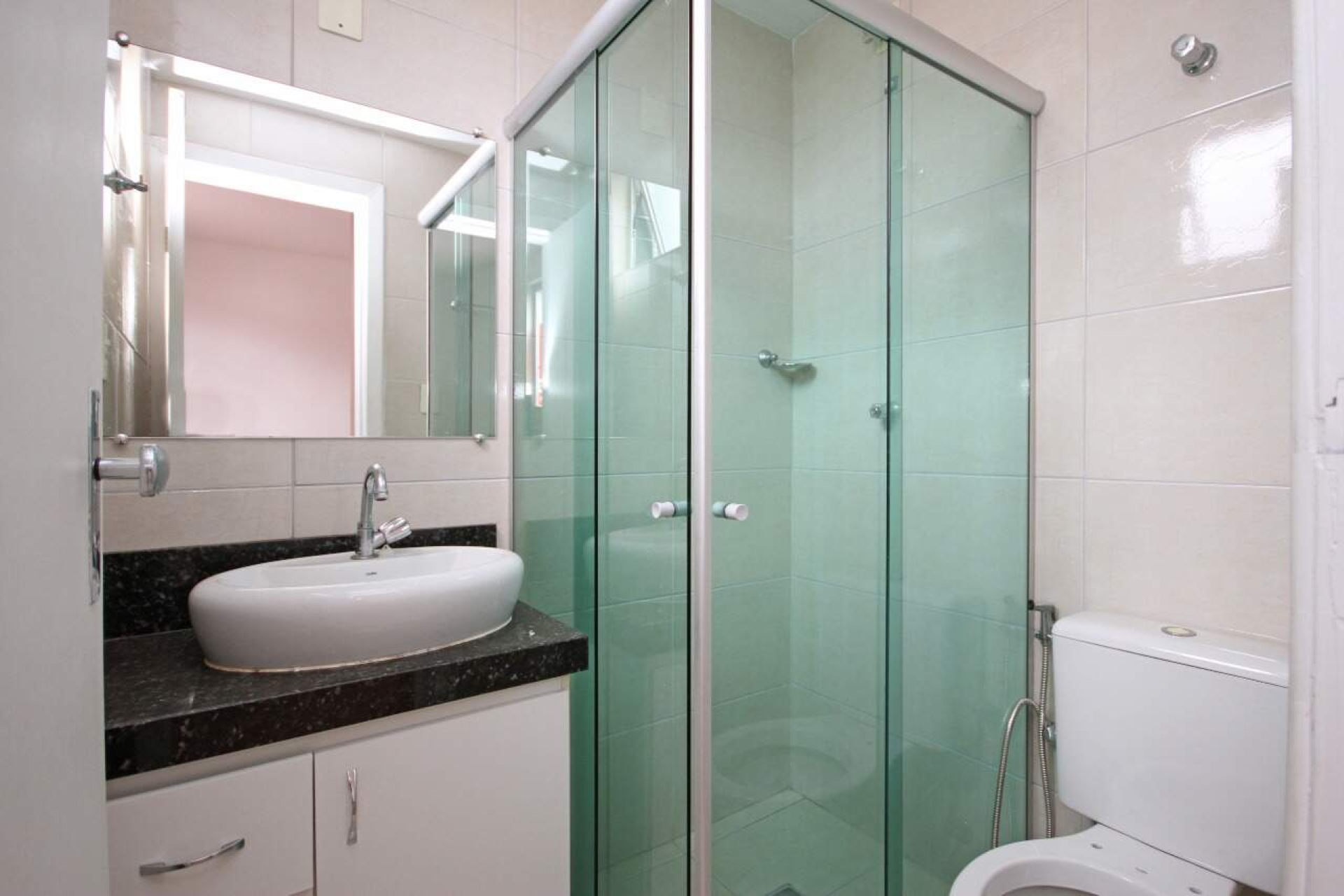 Apartamento de 3 quartos para alugar, Nova Granada, Belo Horizonte - MG