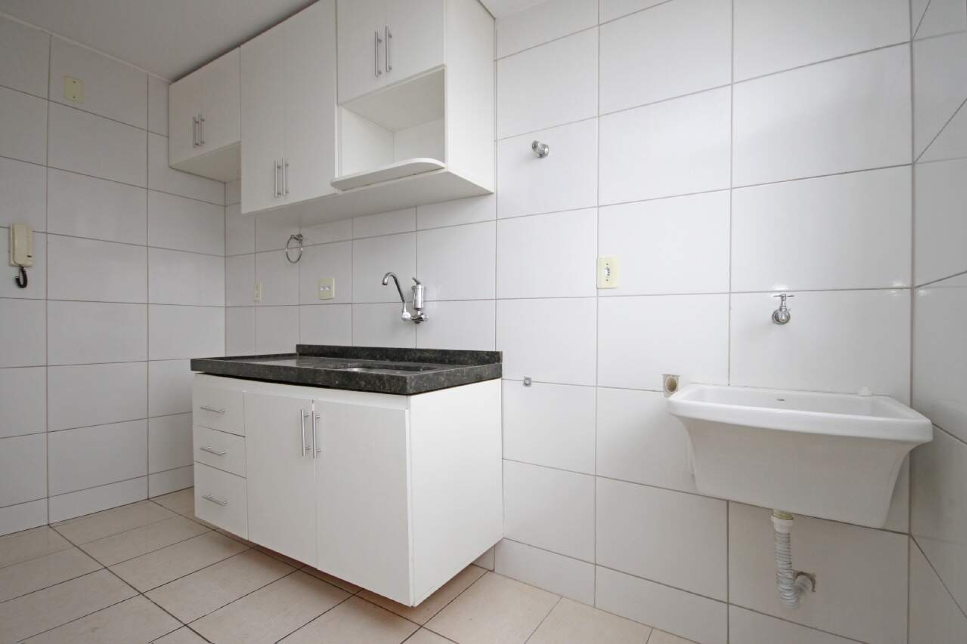 Apartamento de 3 quartos para alugar, Nova Granada, Belo Horizonte - MG