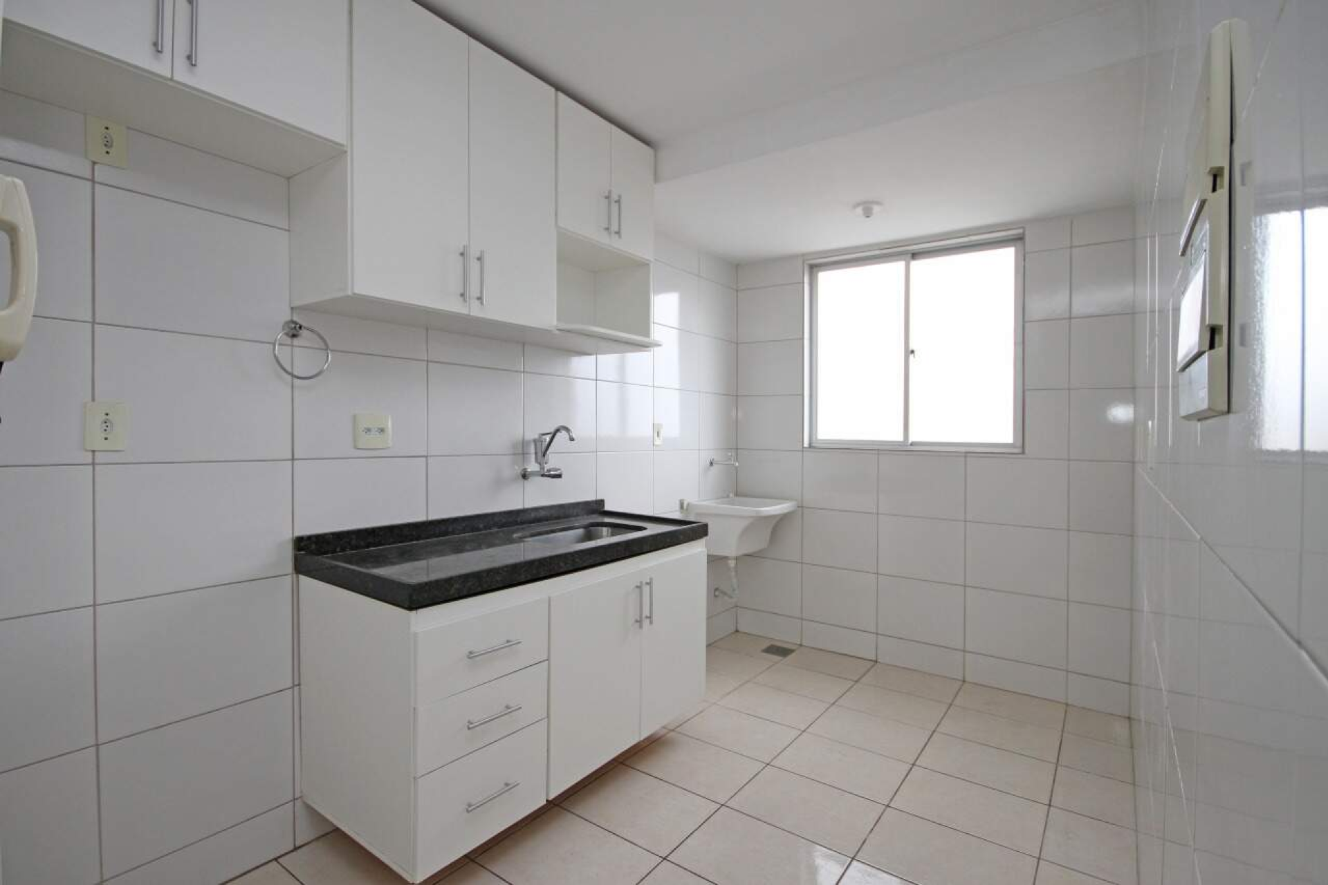 Apartamento de 3 quartos para alugar, Nova Granada, Belo Horizonte - MG