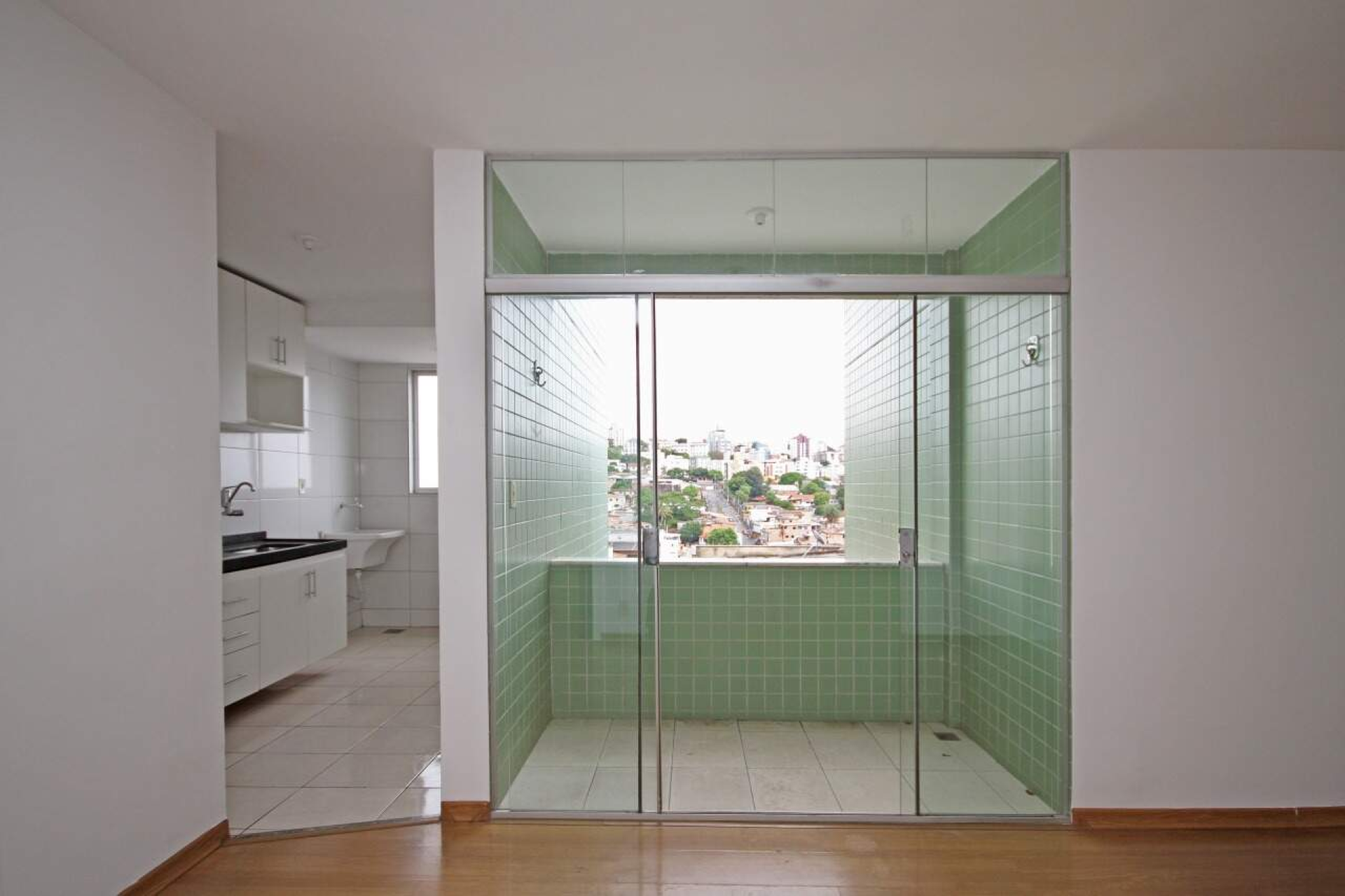Apartamento de 3 quartos para alugar, Nova Granada, Belo Horizonte - MG