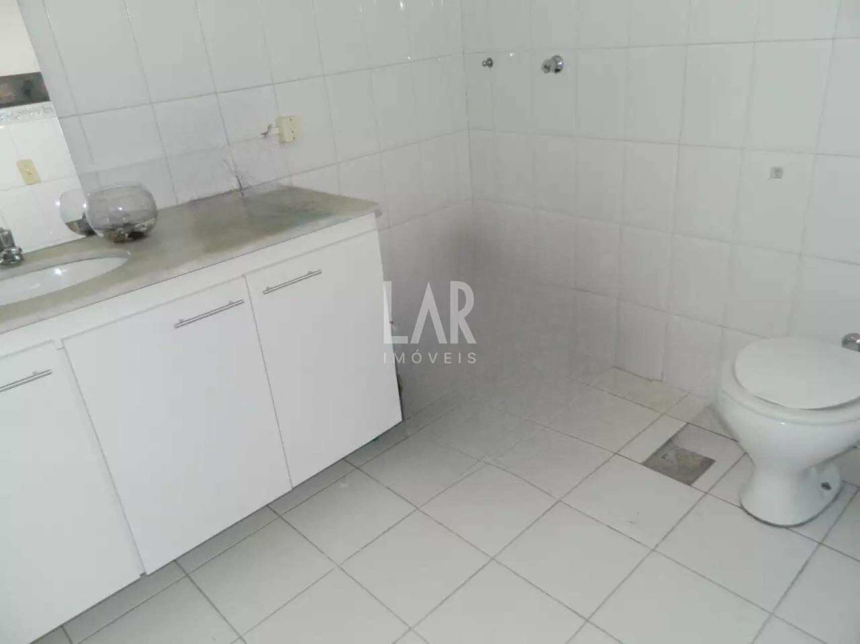 Casa de 3 quartos para alugar, Santo Antônio, Belo Horizonte - MG