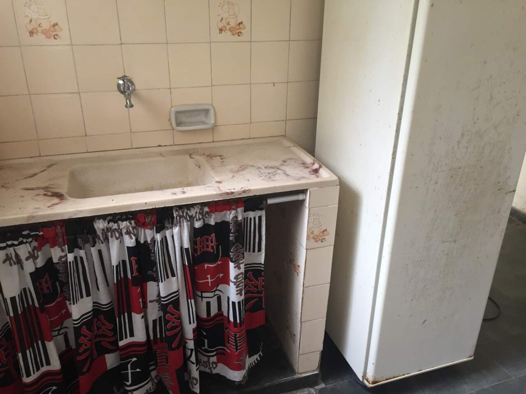 Casa de 4 quartos à venda, Cachoeirinha, Belo Horizonte - MG