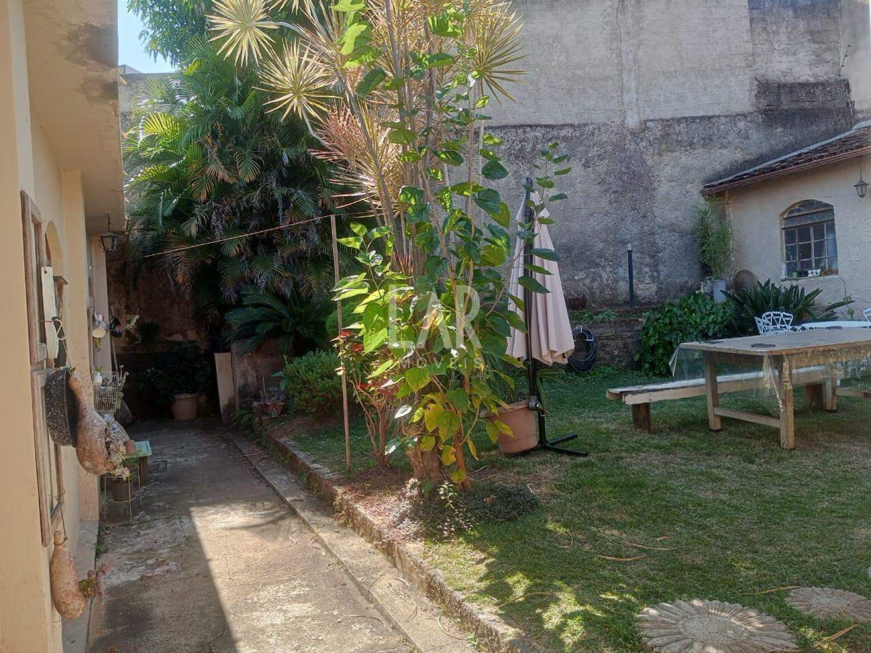 Casa de 4 quartos à venda, Cachoeirinha, Belo Horizonte - MG