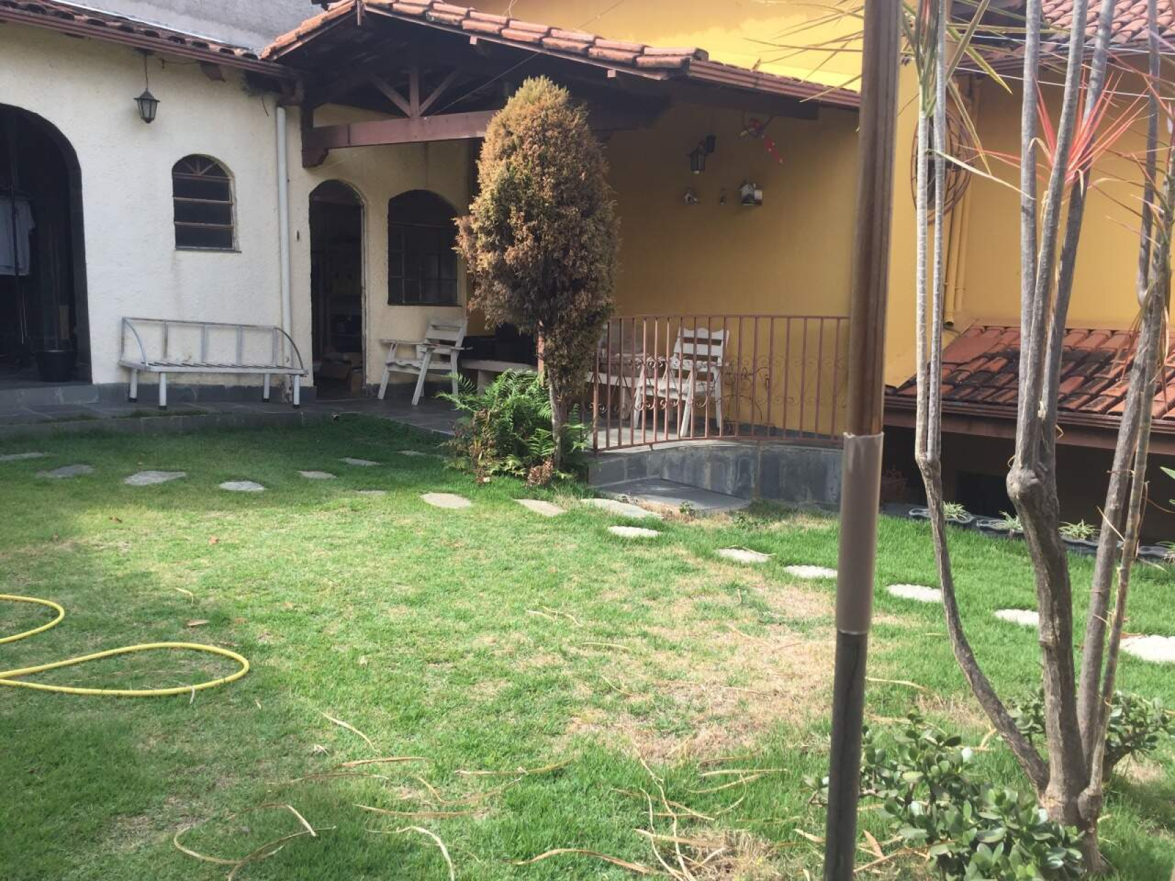 Casa de 4 quartos à venda, Cachoeirinha, Belo Horizonte - MG