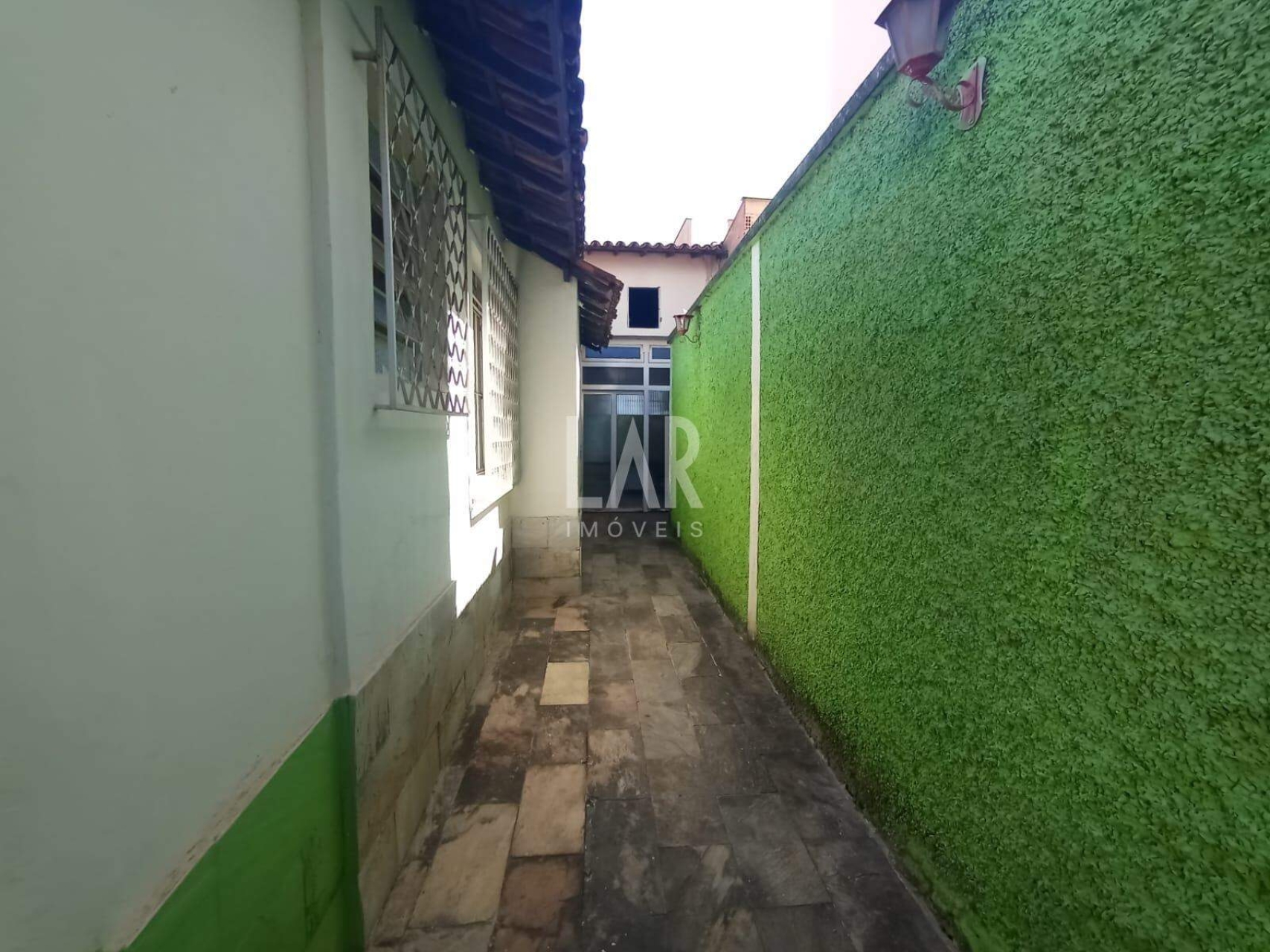 Casa de 5 quartos à venda, Sagrada Família, Belo Horizonte - MG
