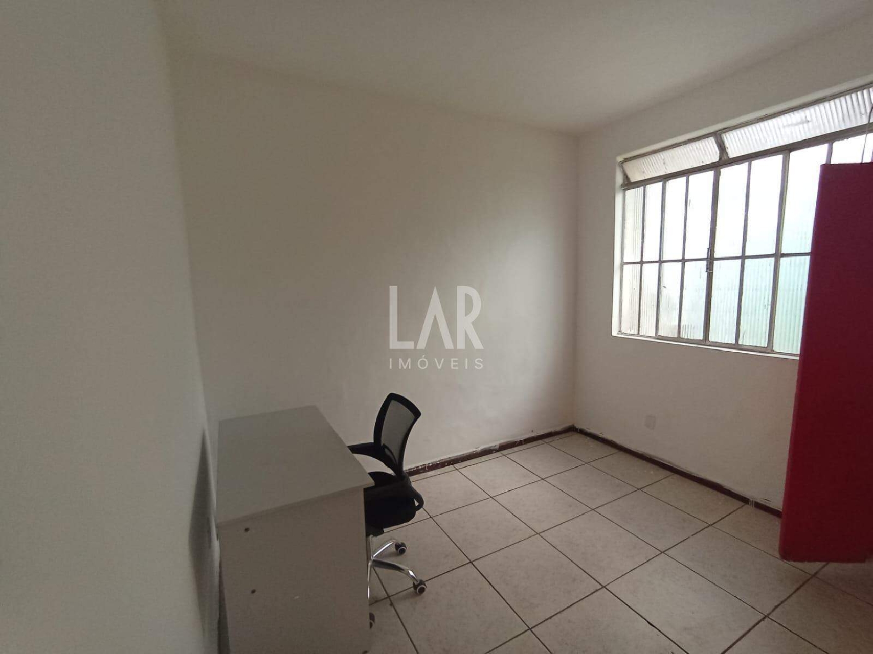 Casa de 5 quartos à venda, Sagrada Família, Belo Horizonte - MG