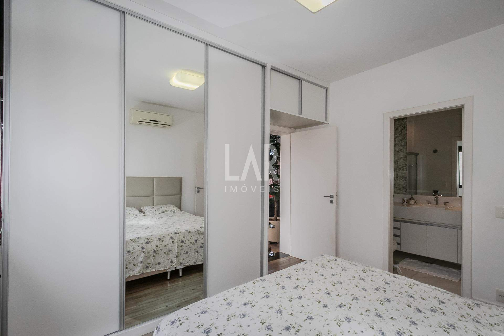 Casa de 4 quartos à venda, Santa Lúcia, Belo Horizonte - MG